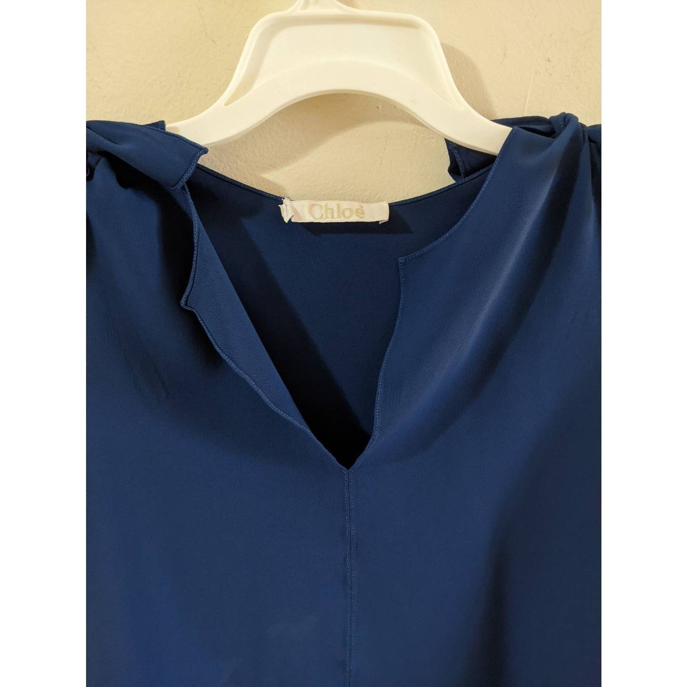 Chloe Chloé Navy Blue Sleeveless Blouse V-Neck Tie Shoulder Elegan Size XS / US 0-2 / IT 36-38 - 8 Thumbnail