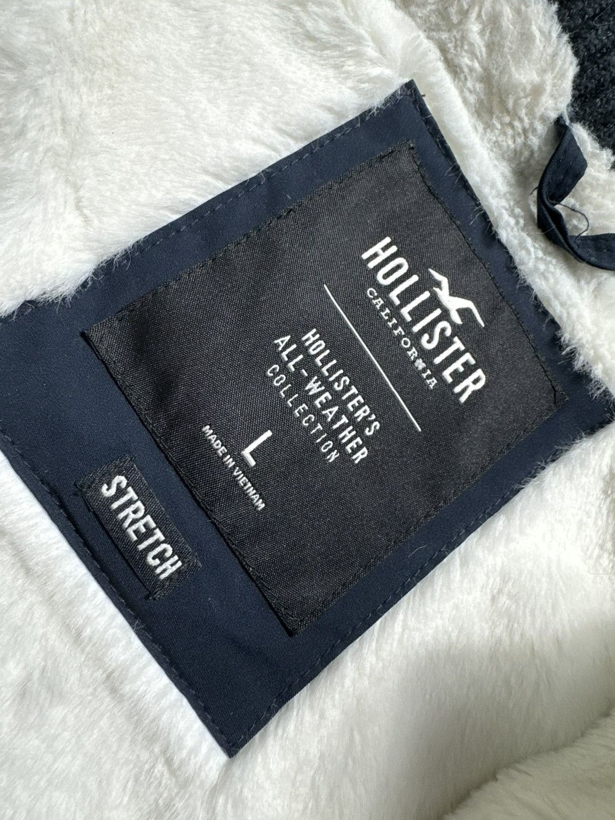 Hollister Hollister Fur Y2K Bomber Jacket Navy Size L Size US L / EU 52-54 / 3 - 7 Thumbnail
