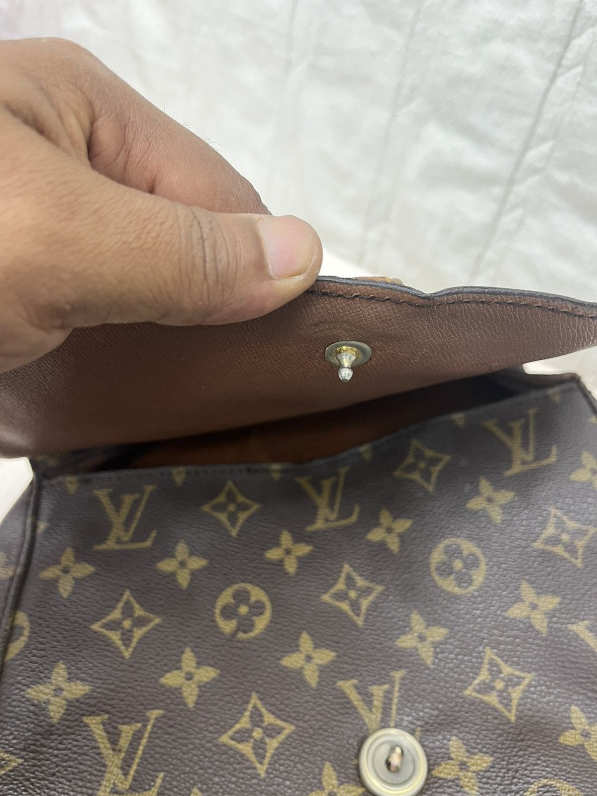 Louis Vuitton × Vintage VTG MONOGRAM LOUIS VUITTON SAINT CLOUD SHOULDER BAG Size ONE SIZE - 15 Thumbnail