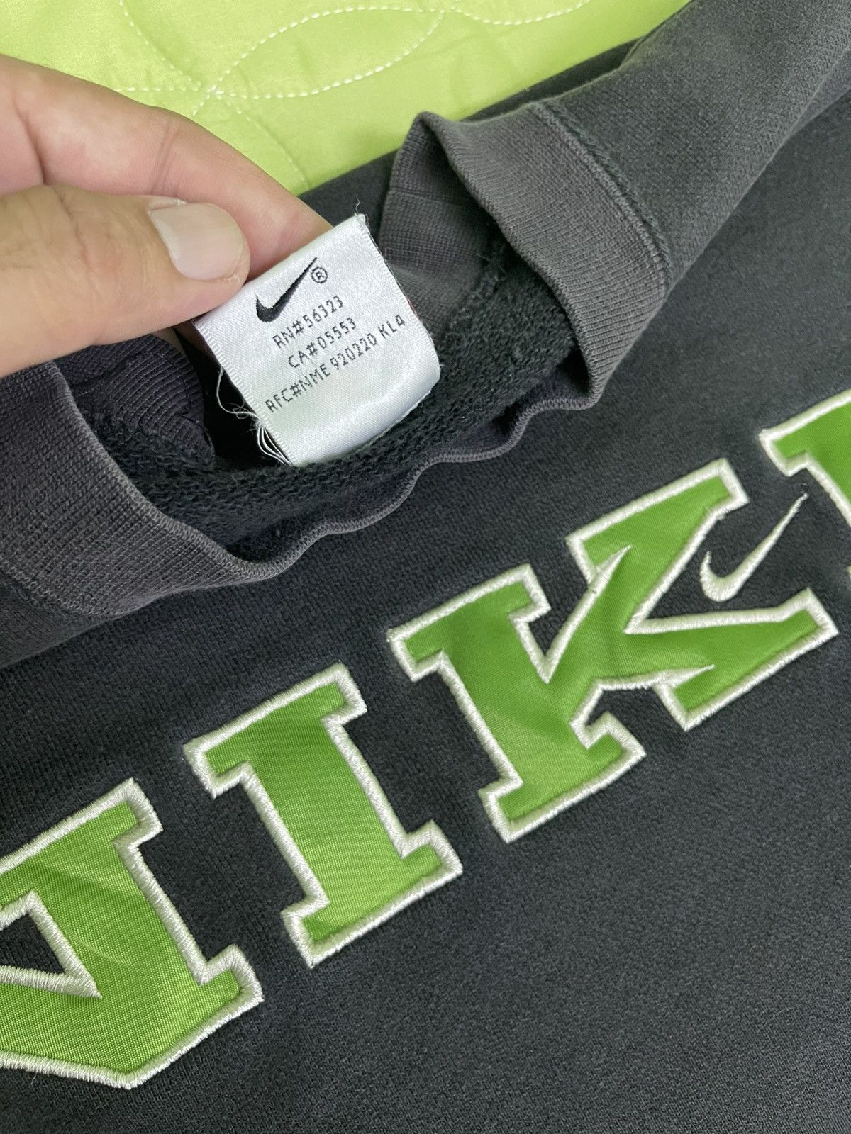 Nike Vintage 90's Nike Embroidered Spell-out Logo Sweatshirt Size US XL / EU 56 / 4 - 15 Thumbnail
