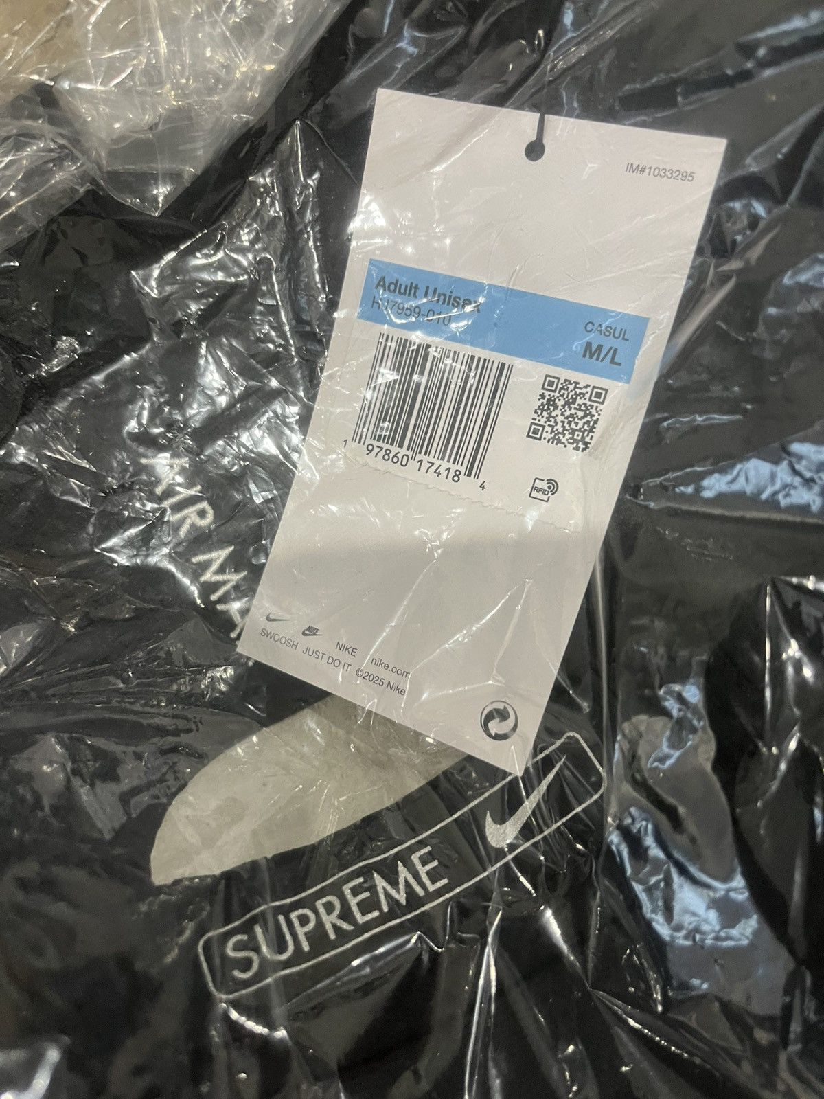 Nike × Supreme Supreme Nike Running Hat SS25 Black DSWT Size ONE SIZE - 3 Thumbnail