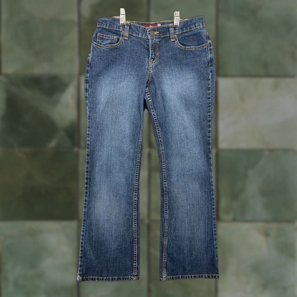 Jordache Jordache Women's Flared Jeans Medium Wash Vintage 90s 9/10P Petite Blue Cotton Stretch Size 30" / US 8 / IT 44 - 1 Thumbnail