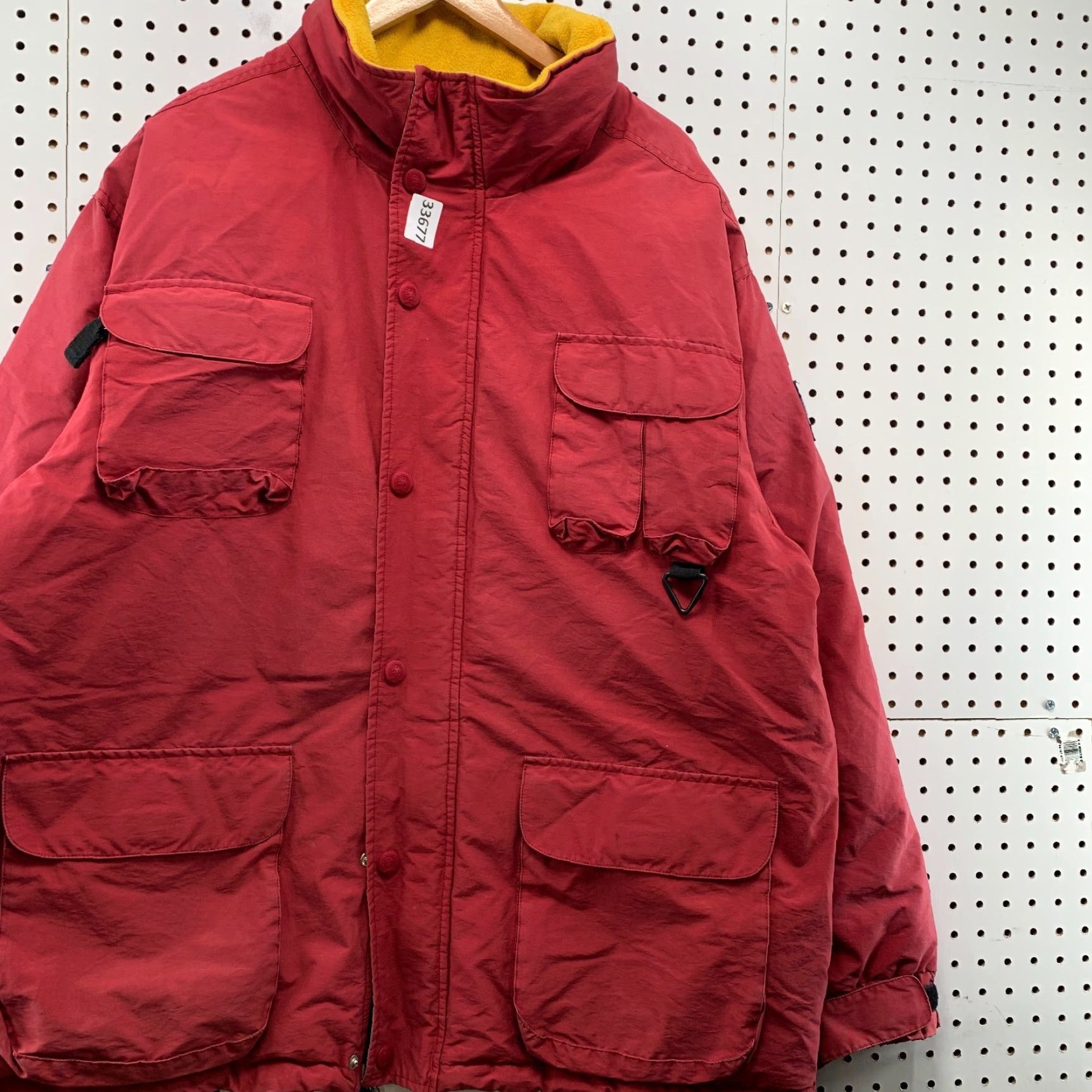 Tommy Hilfiger VINTAGE Tommy Hilfiger Down Puffer Jacket Men XL Red 90s Style Mens Jacket XL Red Tommy Hilfiger Puffer Jacket Mens 90s Size US XL / EU 56 / 4 - 4 Thumbnail