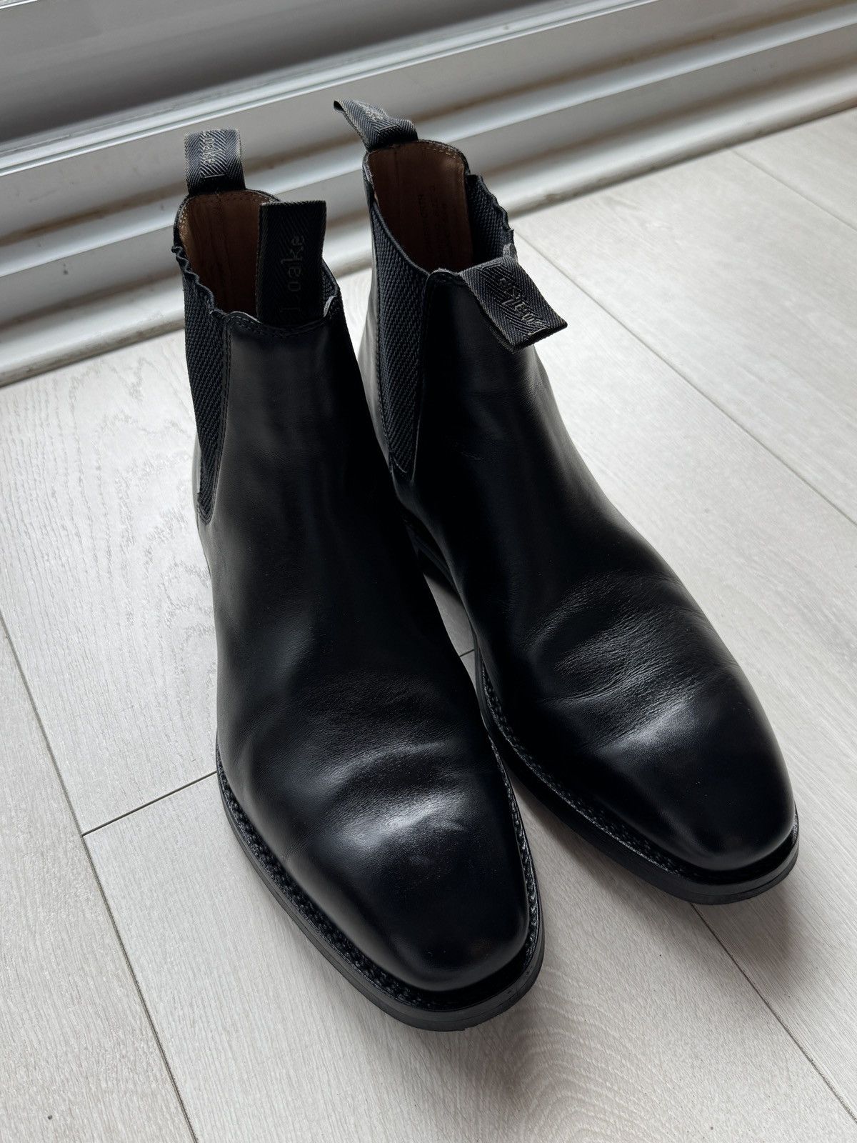 Loake Loake Chatsworth Chelsea Boots Size US 9 / EU 42 - 1 Thumbnail