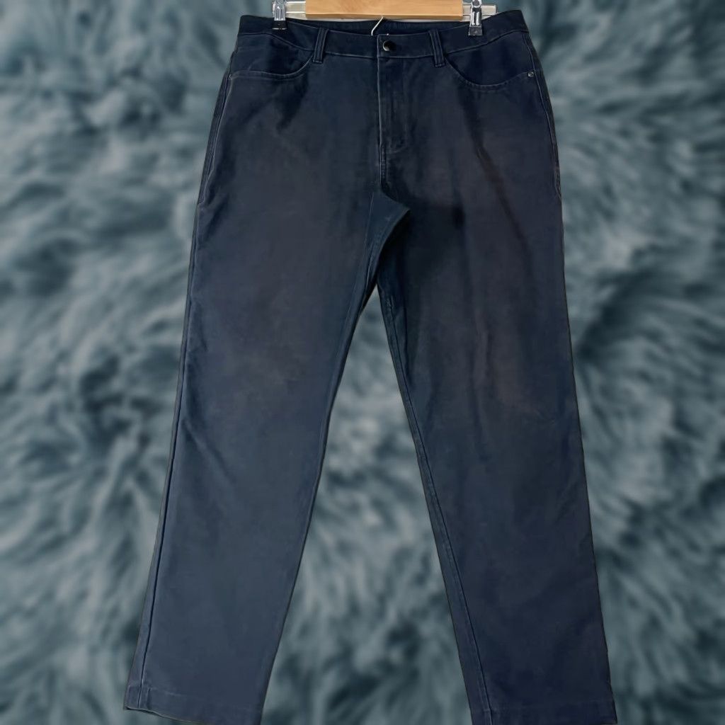 Lululemon Lululemon Classic-Fit 5 Pocket Men’s Size 32 Pants Black See All Pictures Faded Size US 32 / EU 48 - 1 Thumbnail