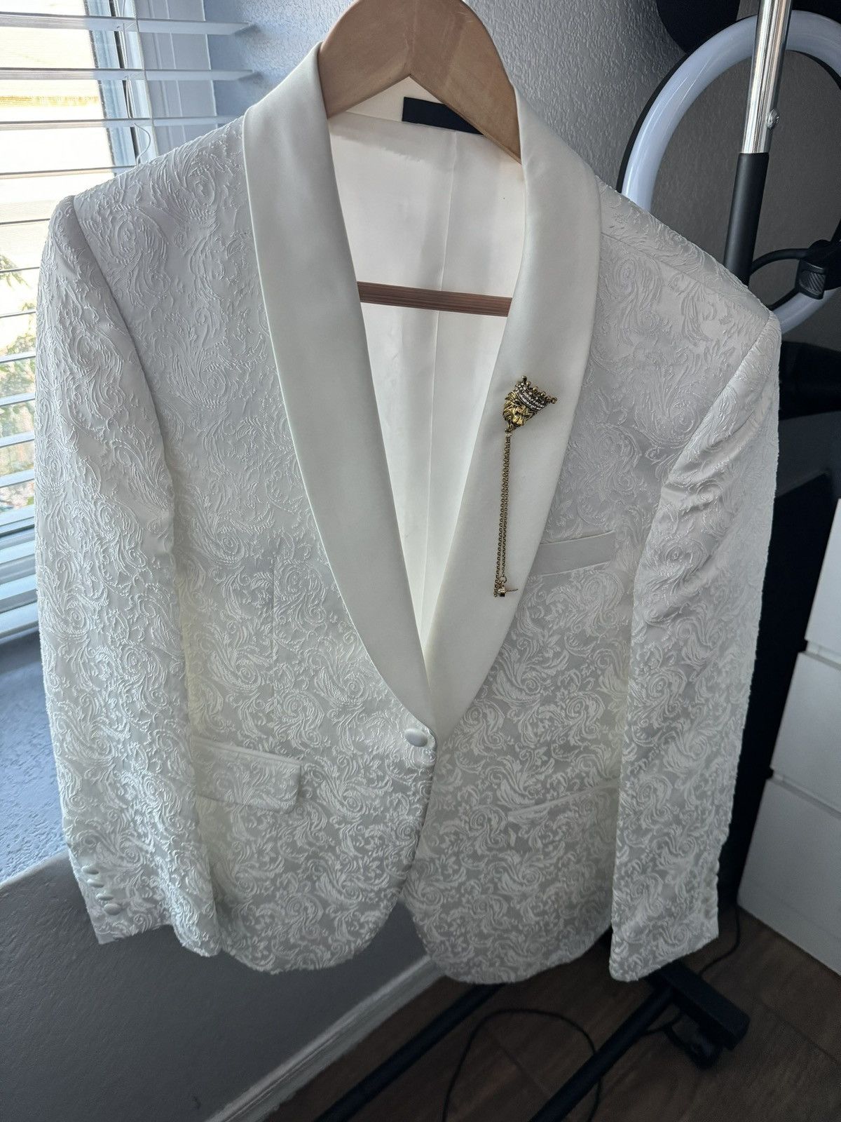 Other White Designed Tuxedo Size 34R - 3 Thumbnail