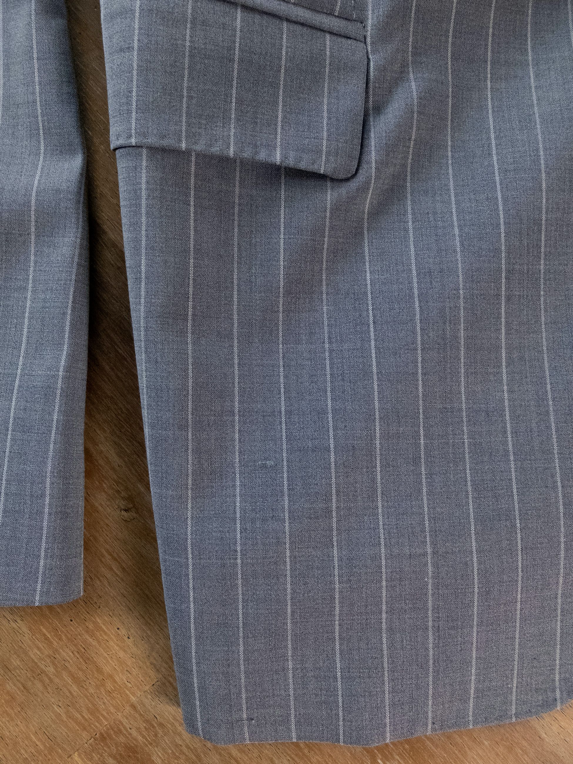 SARTORIO SARTORIO Napoli by Kiton gray striped wool suit 42R Size 42R - 13 Thumbnail