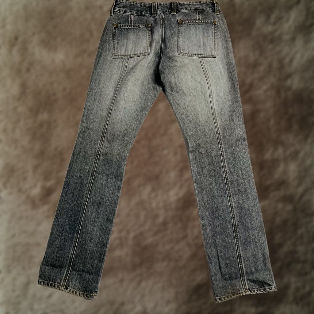 Gap VINTAGE Gap Jeans 2 Button Waist Distressed Destroyed Size 6 Gray 5-Pocket Denim Menus Womens Giov Size 28" / US 6 / IT 42 - 1 Thumbnail