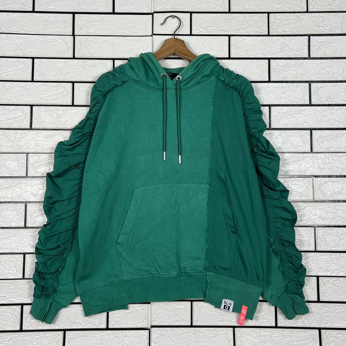 Diesel DIESEL Green Oversized Ruched Sleeve Hoodie #4260-C194 Size XS / US 0-2 / IT 36-38 - 9 Thumbnail