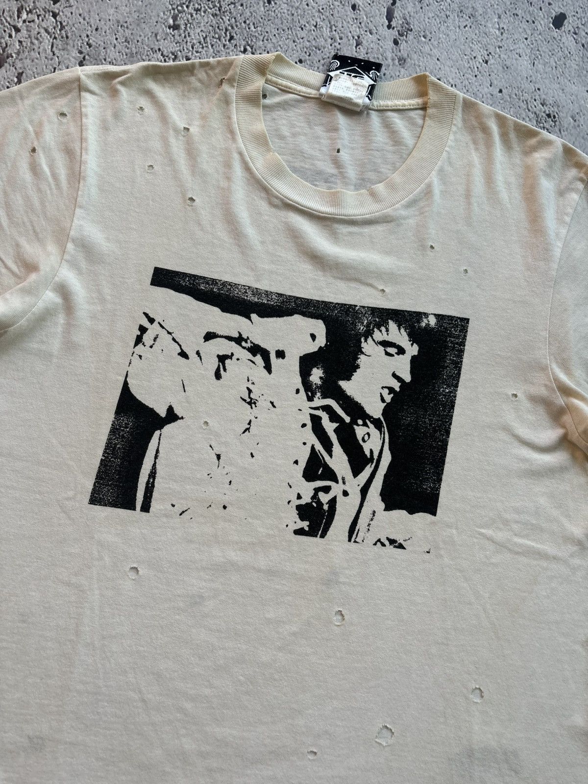 Hysteric Glamour Hysteric Glamour Elvis Presley Thrashed Tshirt Size US M / EU 48-50 / 2 - 5 Thumbnail