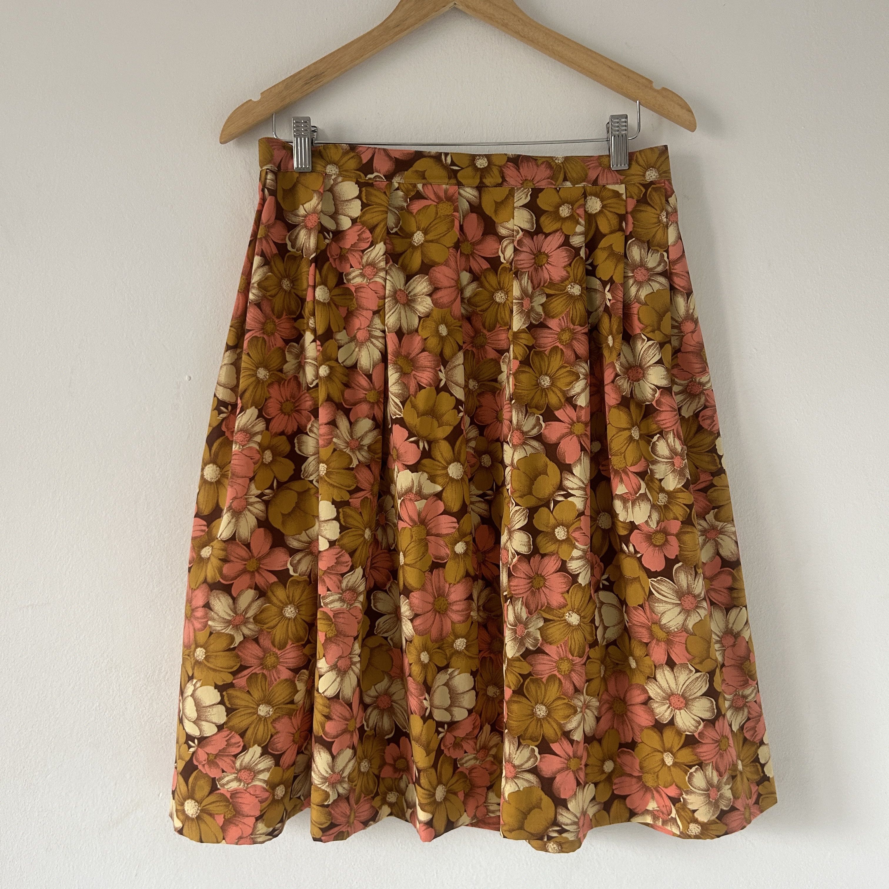 Handmade × Vintage Vintage 70s flower power skater skirt Size 30" / US 8 / IT 44 - 7 Thumbnail