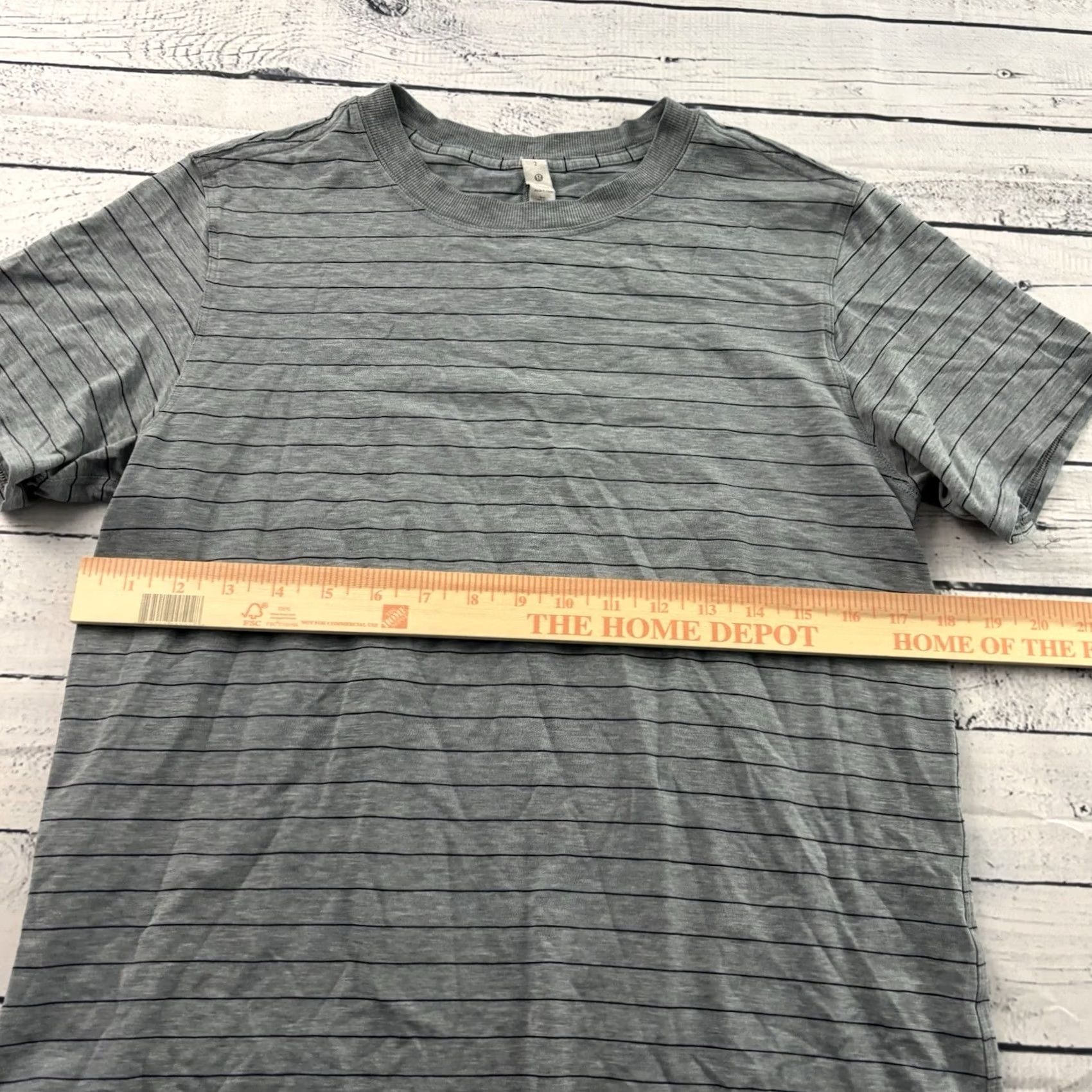 Lululemon Lululemon Love Striped Short Sleeve Crewneck T Shirt Women's 2 Gray Size XS / US 0-2 / IT 36-38 - 3 Thumbnail