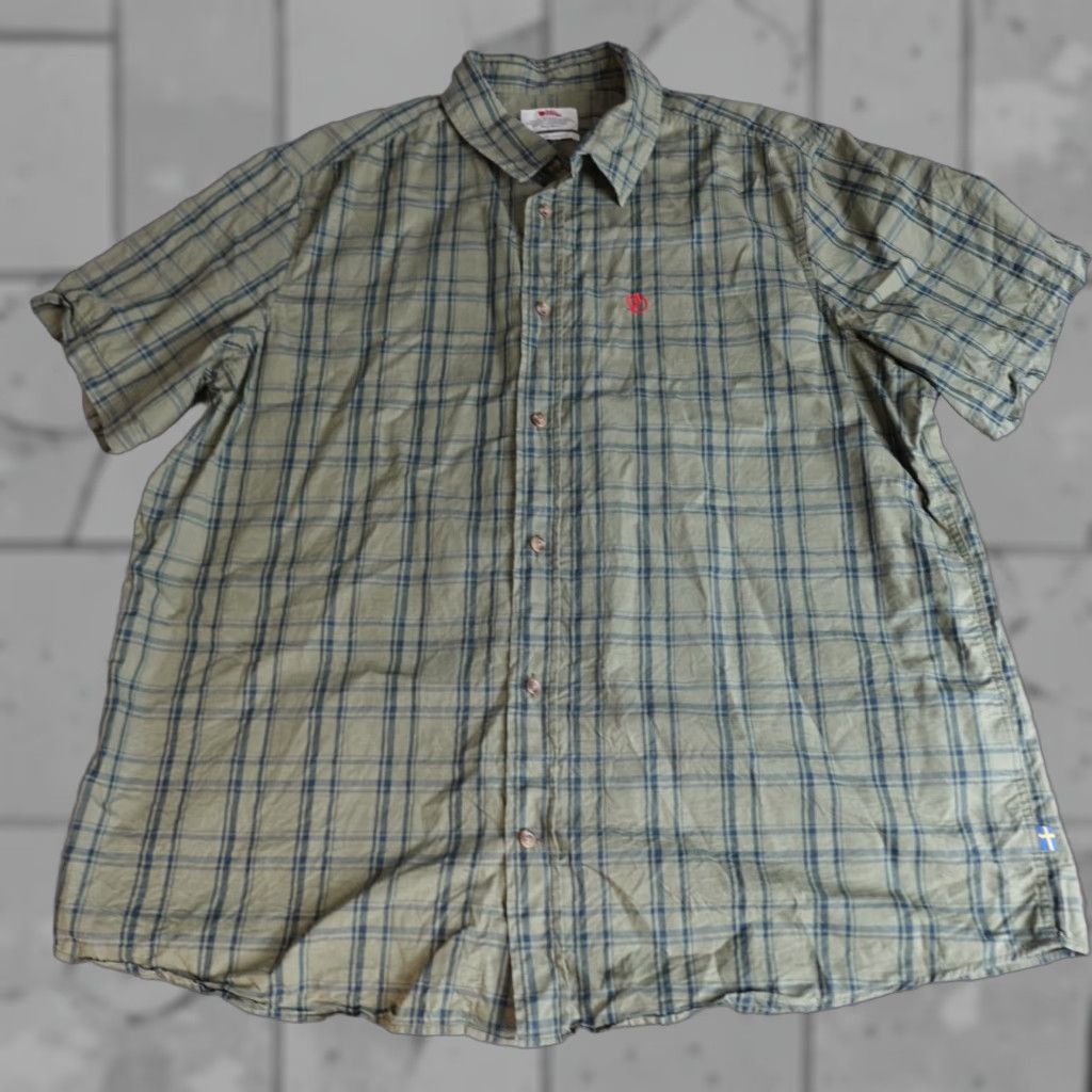 Vintage Fjallraven Shirt Mens 2XL Green Plaid Short Sleeve Ovik Lite Button-Up Casual Outdoor with Pockets Size US XXL / EU 58 / 5 - 1 Thumbnail