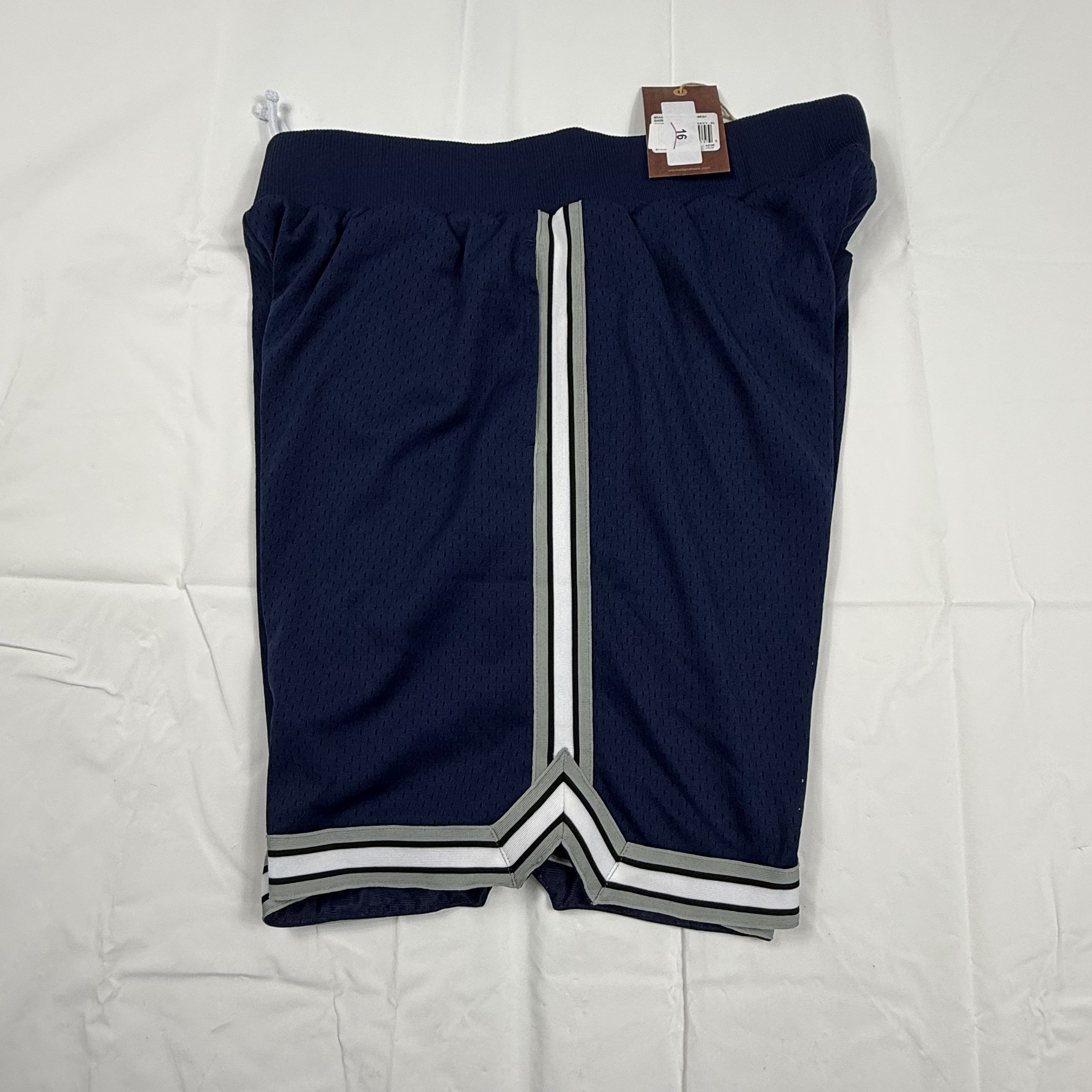 Mitchell & Ness Mitchell & Ness Mens XL Navy Blue Mesh Basketball Shorts Size US 40 / EU 56 - 6 Thumbnail