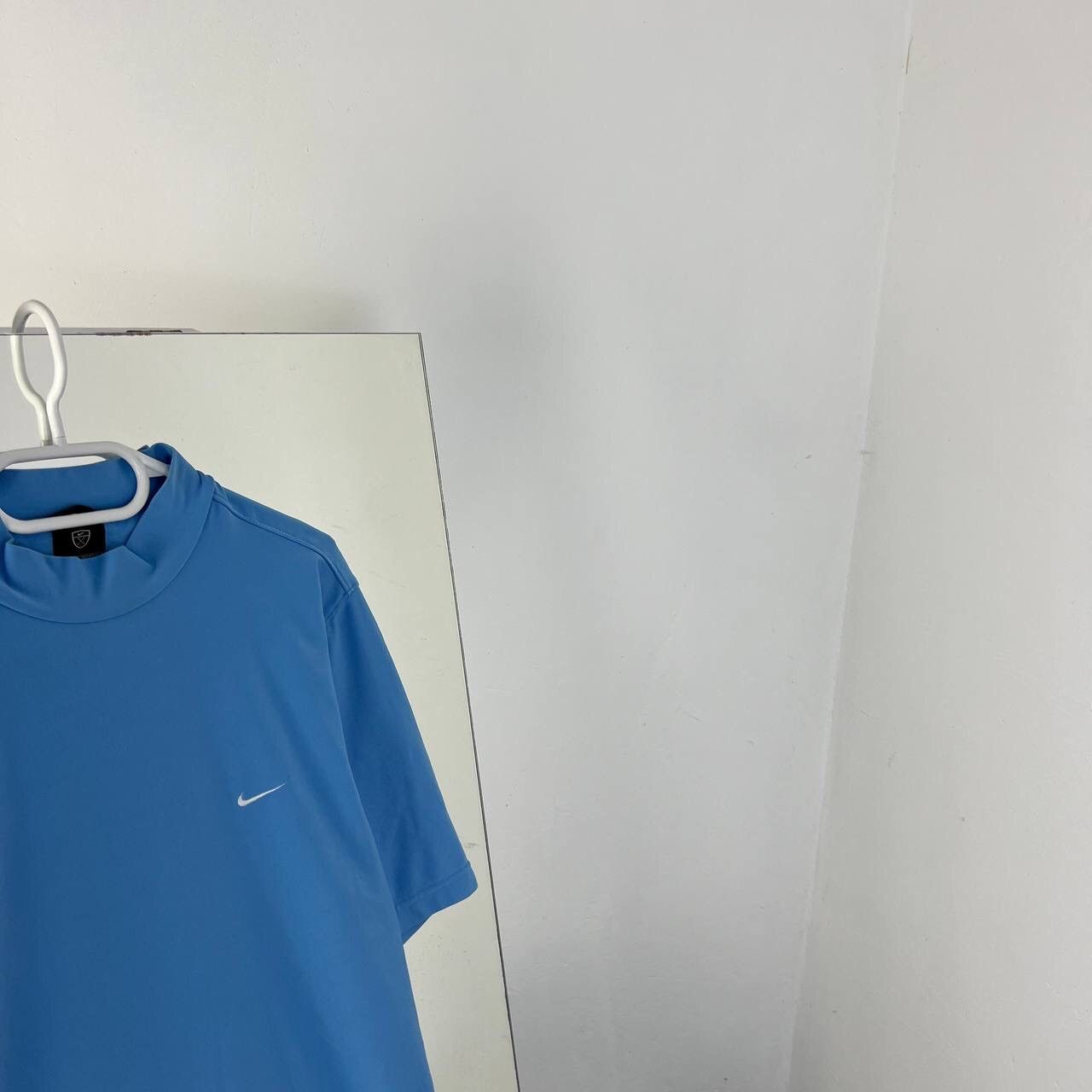 Nike Nike Vintage Mini Swoosh T-shirt Baggy Fit Size US L / EU 52-54 / 3 - 2 Thumbnail