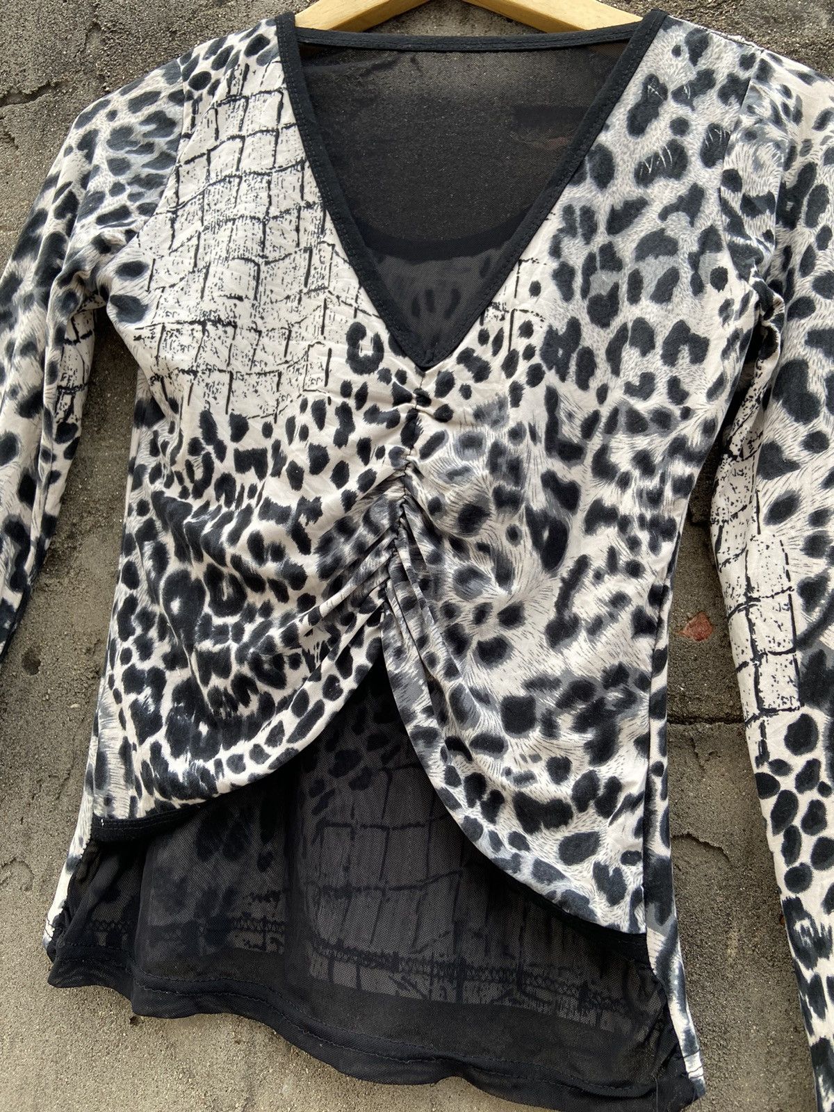 Beauty Beast × If Six Was Nine × Japanese Brand 2000s leopad women blouses Size S / US 4 / IT 40 - 3 Thumbnail