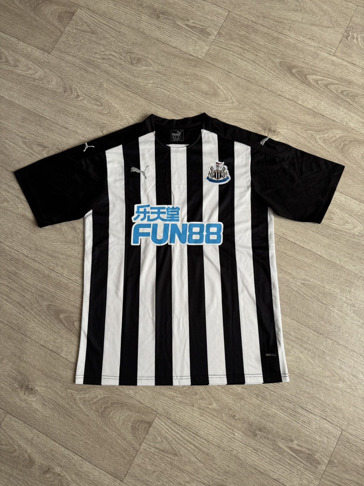 Puma 🔷Puma Newcastle United 2020/21 Ritchie #11 Soccer jersey🔷 Size US XXL / EU 58 / 5 - 1 Thumbnail