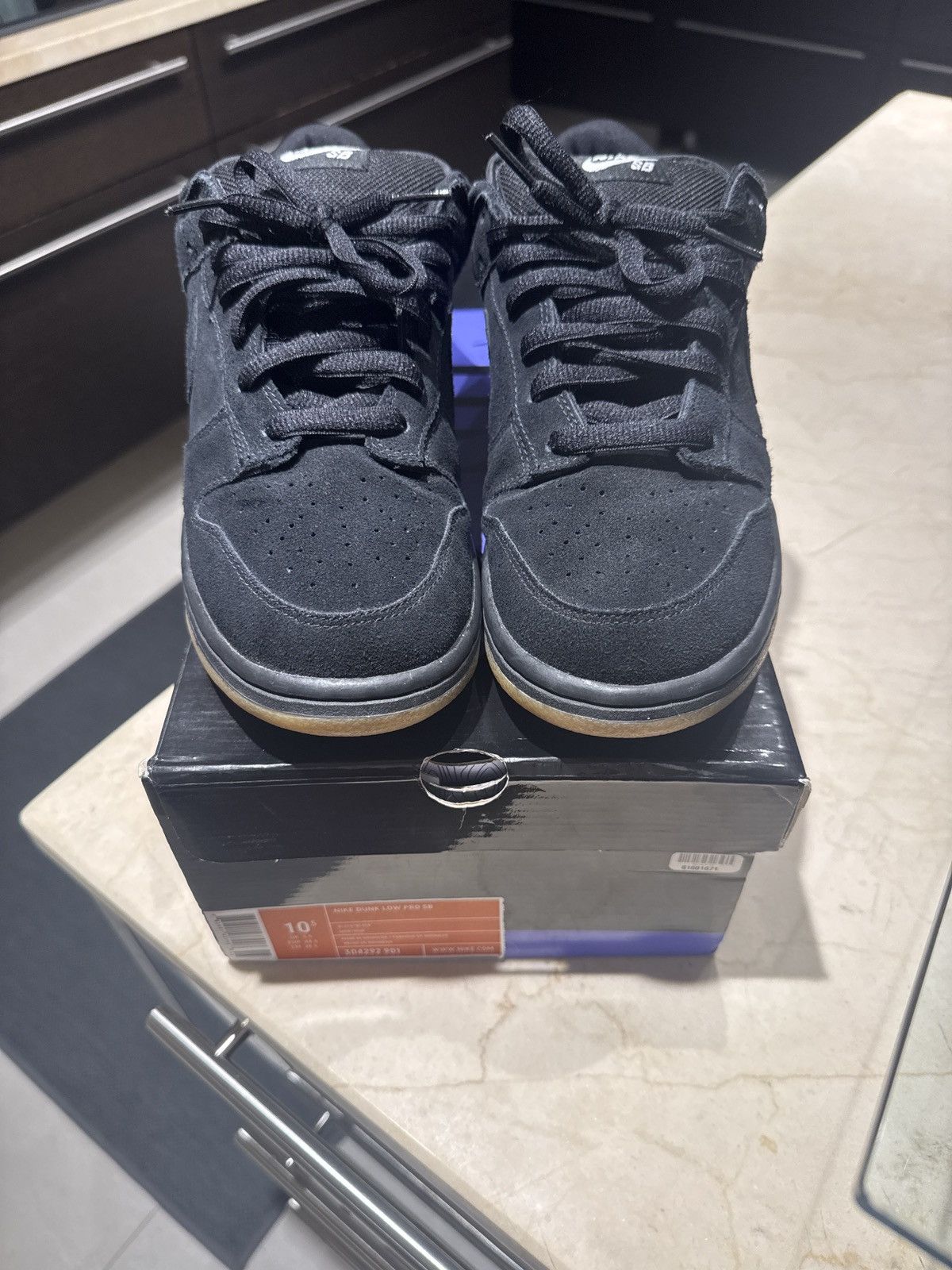 Nike SB Nike SB Dunk Low Black Pack 2006 Size US 10.5 / EU 43-44 - 2 Thumbnail