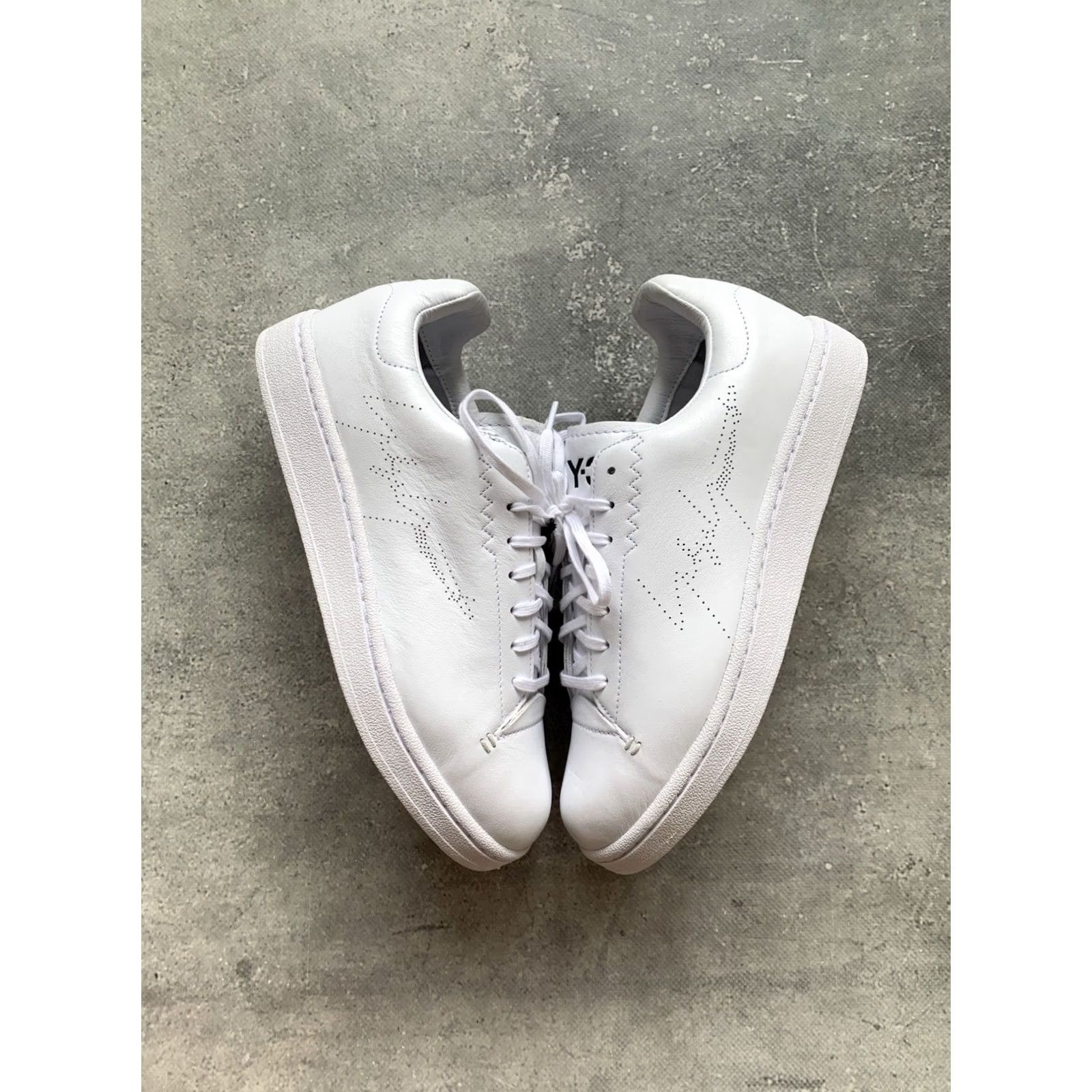 Adidas ADIDAS Y-3 COURT White Leather SIZE US 8, UK 7.5, EU 41 1/3, Men Sneaker Size US 8 / EU 41 - 2 Thumbnail