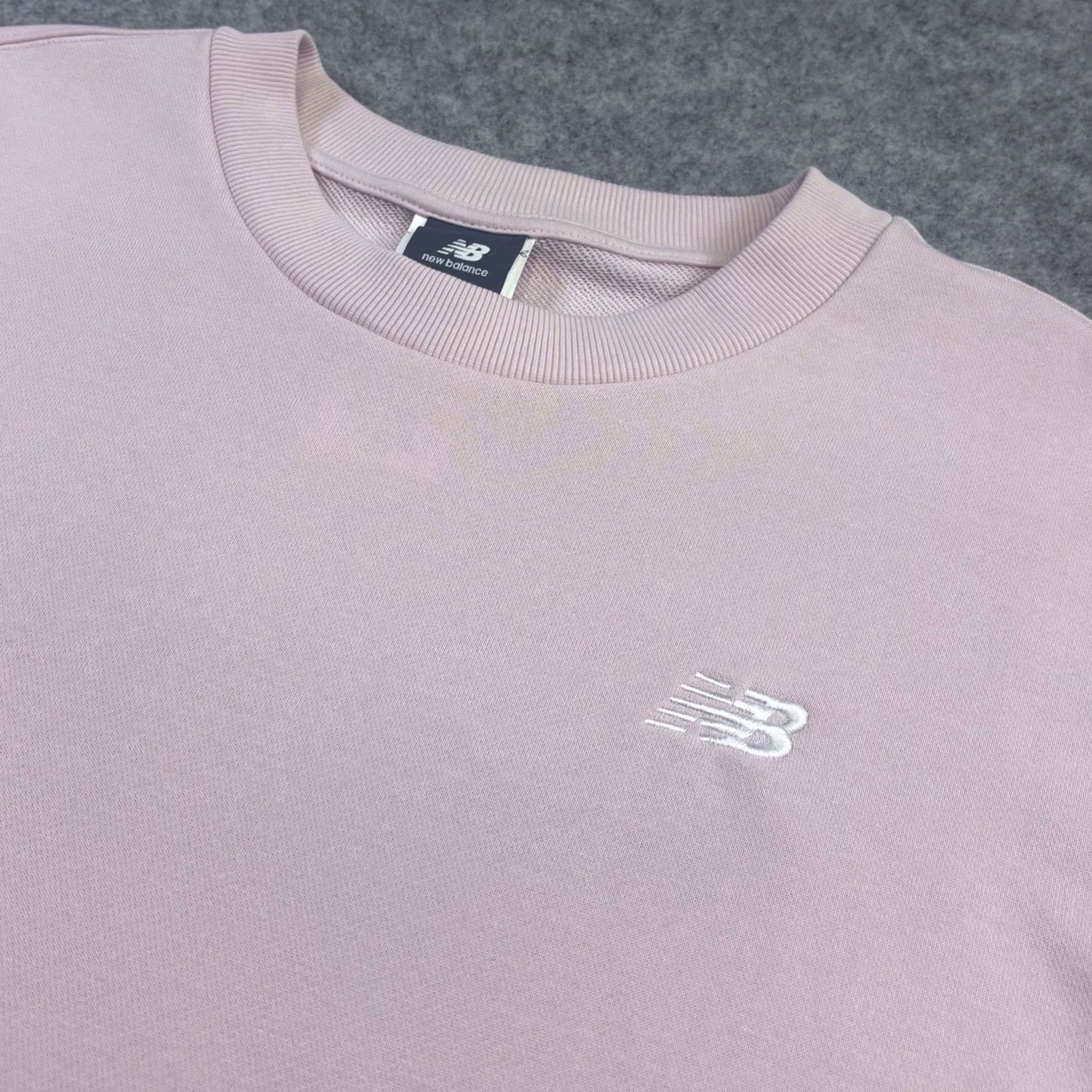 New Balance New Balance Sweatshirt Pullover M Men Relaxed Light Pink Size US M / EU 48-50 / 2 - 5 Thumbnail