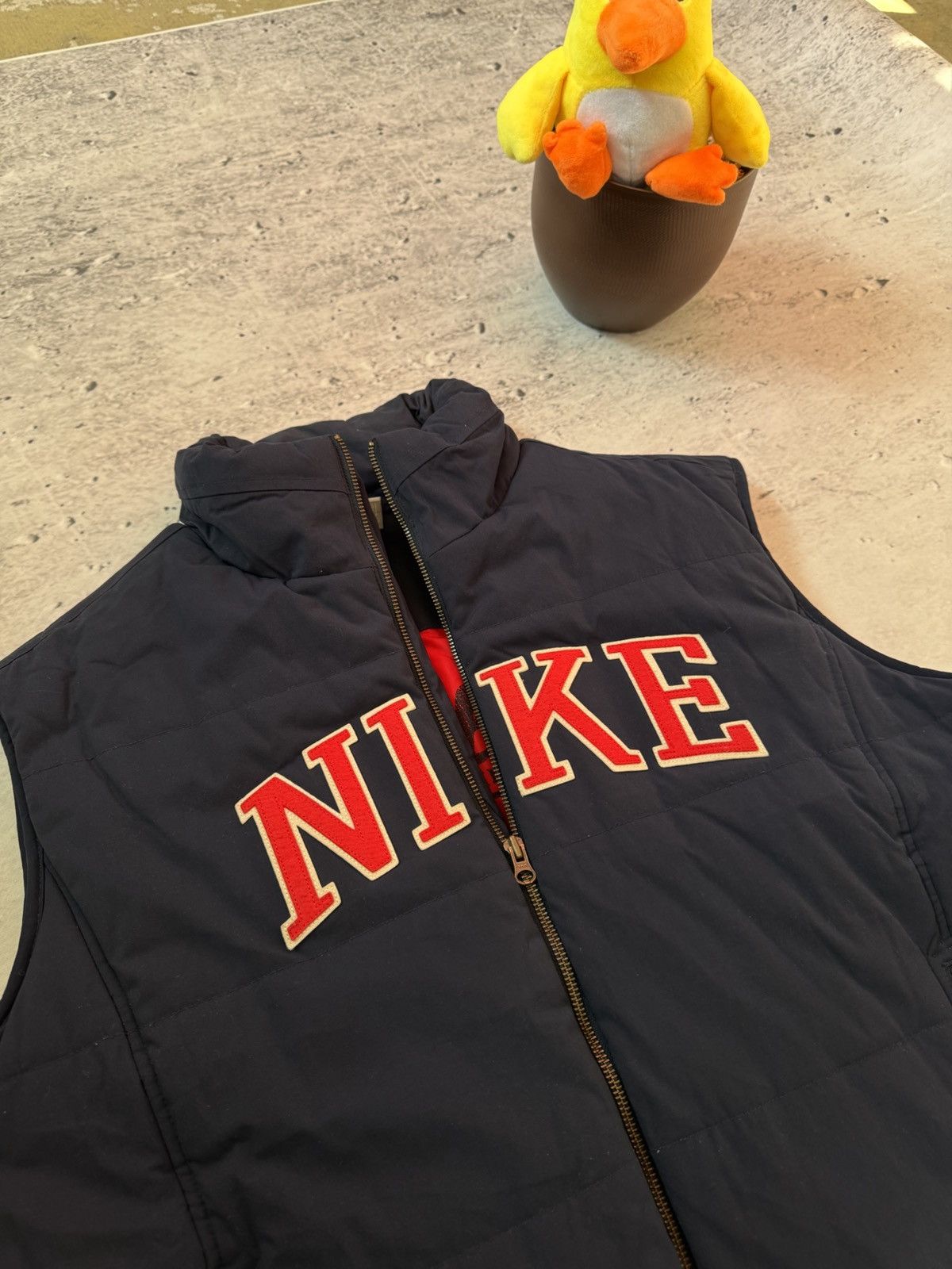 Nike × Vintage NIKE VINTAGE PUFFER DOWN VEST CENTET LOGO Size US L / EU 52-54 / 3 - 4 Thumbnail