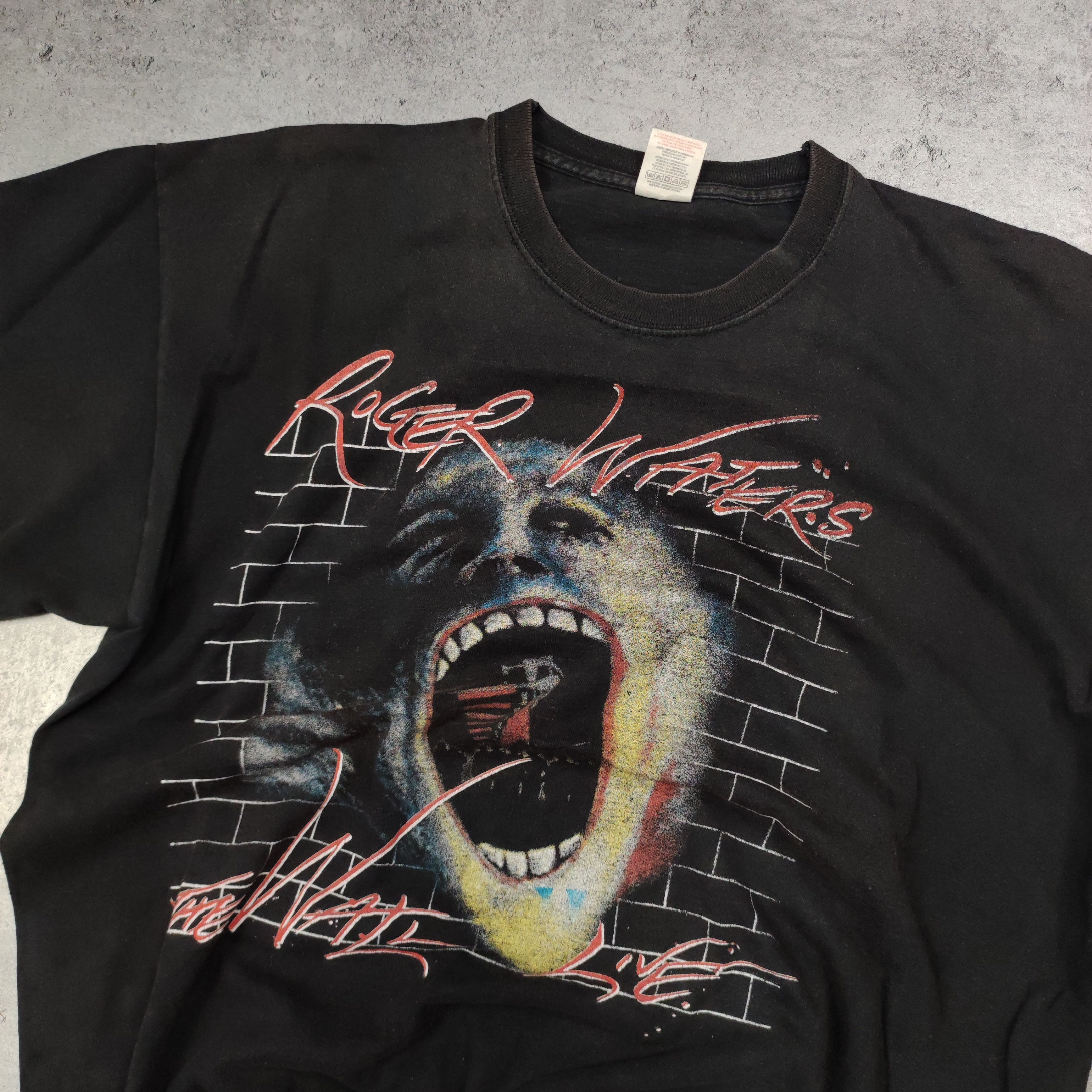 Band Tees × Vintage Vintage RARE Roger Waters Live Merch Tour Promo Tee Size US XL / EU 56 / 4 - 4 Thumbnail