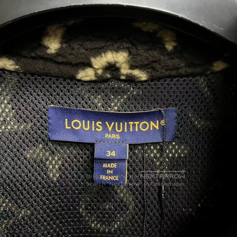 Louis Vuitton Louis Vuitton Brown Logo Full Print Standing Neck Hooded S Size XXS / US 00 / IT 34 - 2 Thumbnail