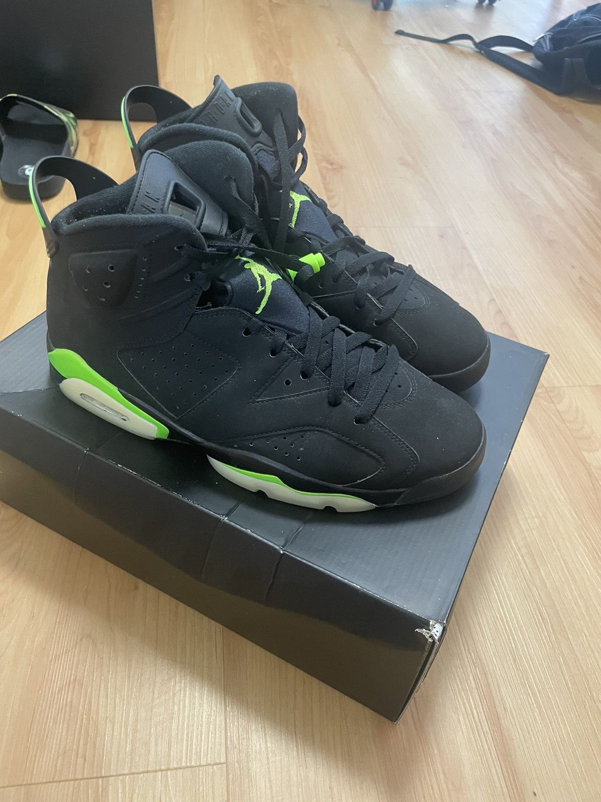 Jordan Brand Jordan 6 Retro ‘Electric Green’ Size US 12 / EU 45 - 4 Thumbnail
