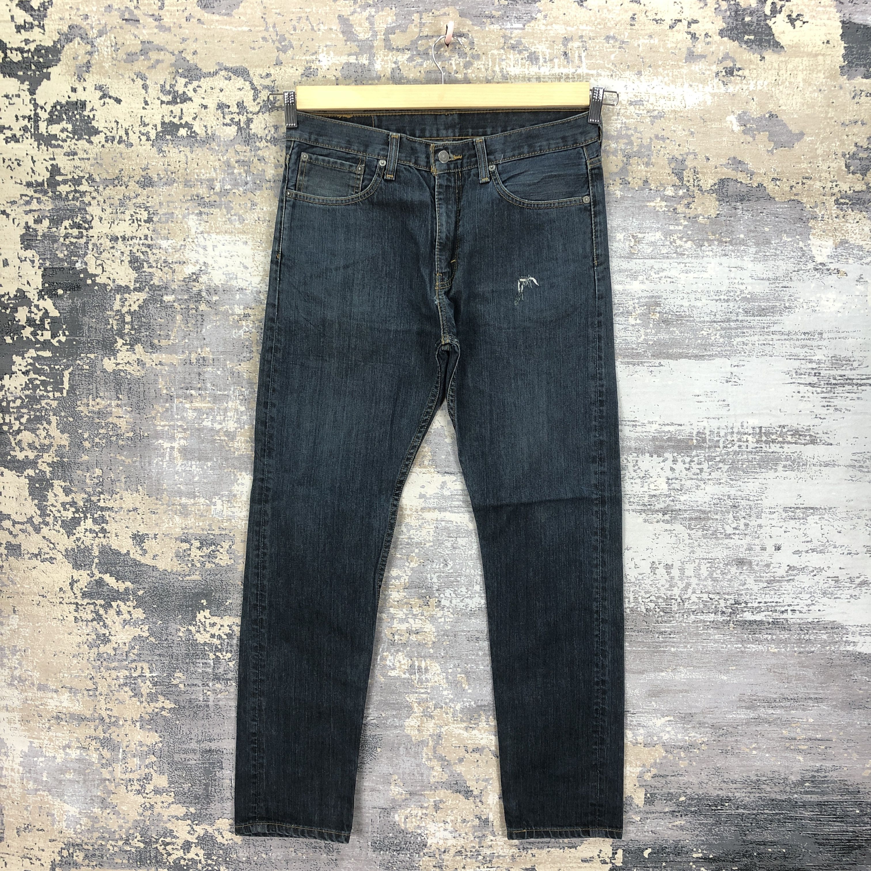 Levi's Vintage Y2K Levis Ripped Jeans Distressed Levi's Denim Size US 34 / EU 50 - 1 Thumbnail