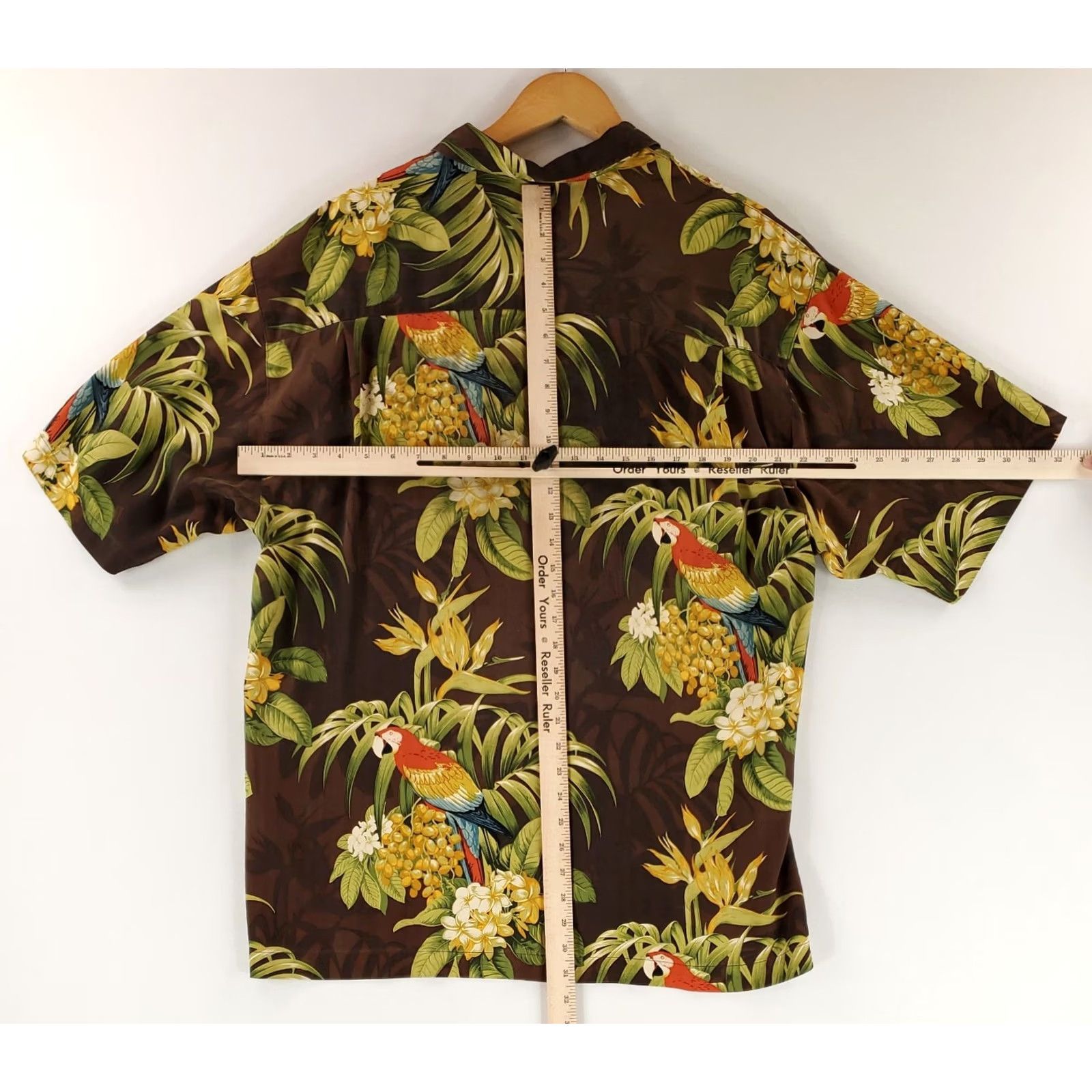 Tommy Bahama Tommy Bahama Shirt 100% Silk Parrots Short Sleeve Brown Mens XL Size US XL / EU 56 / 4 - 8 Thumbnail
