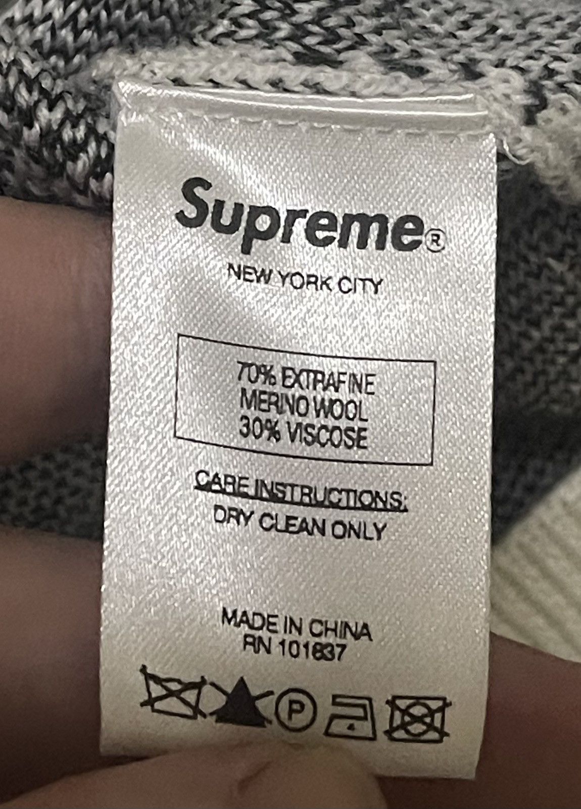 Supreme Supreme newsprint sweater white Size US M / EU 48-50 / 2 - 4 Thumbnail