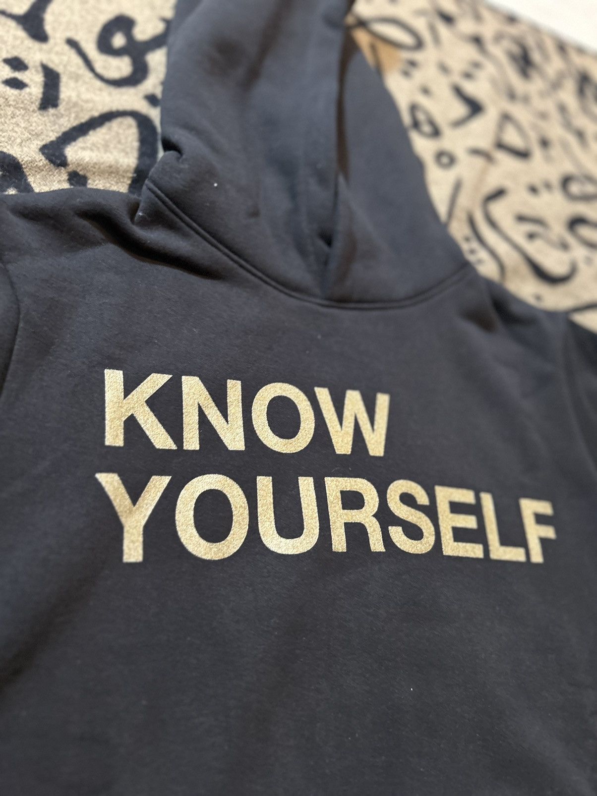 October's Very Own 2016 Know Yourself Hoodie Size US M / EU 48-50 / 2 - 5 Thumbnail