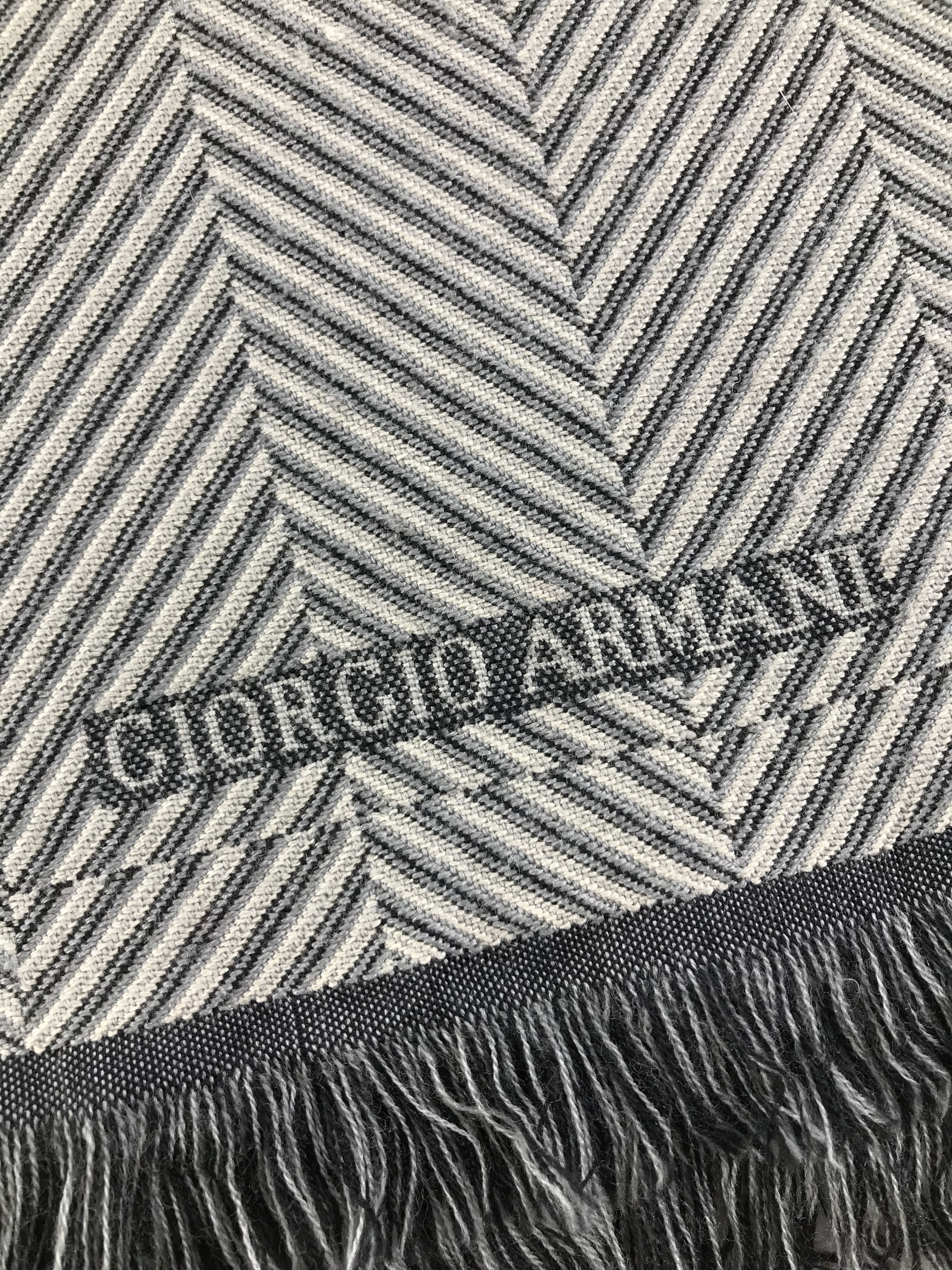 Giorgio Armani Vintage Giorgio Armani Scarf/Muffler/Neckwear MF1227 Size ONE SIZE - 4 Thumbnail