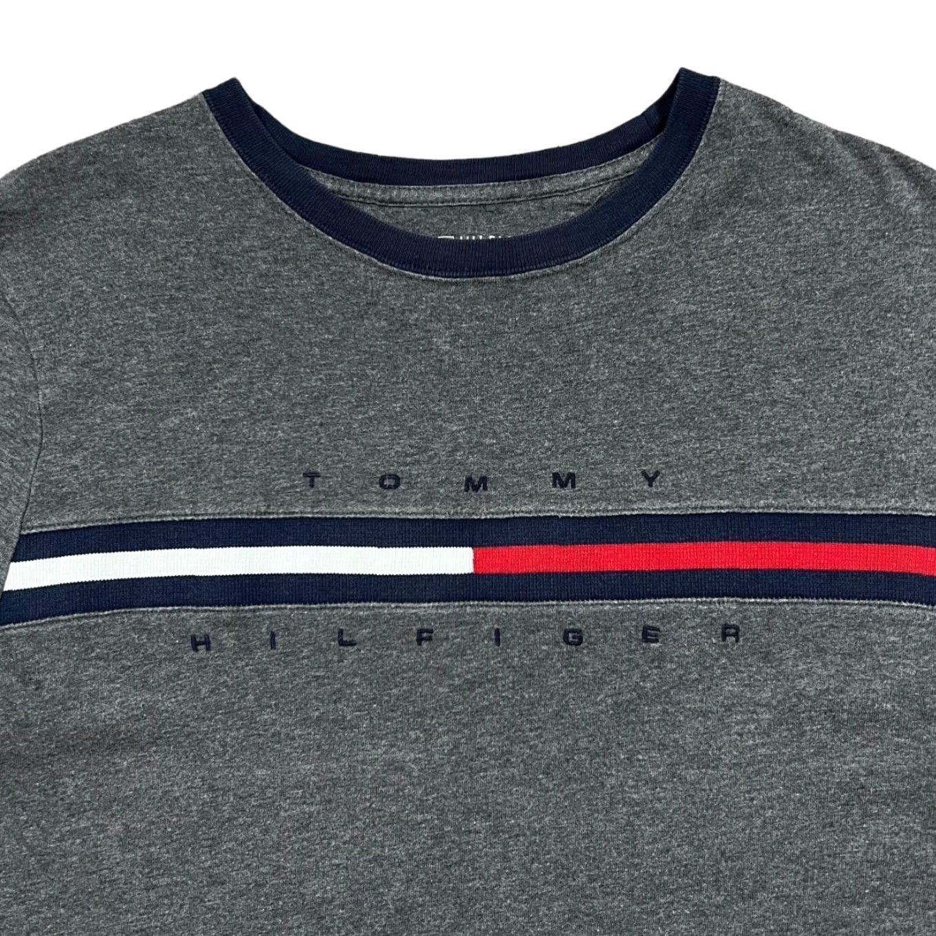 Tommy Hilfiger Tommy Hilfiger T-Shirt Embroidered Big Logo Spellout Short Sleeve Cotton Grey Small Mens Shirt Size US S / EU 44-46 / 1 - 3 Thumbnail