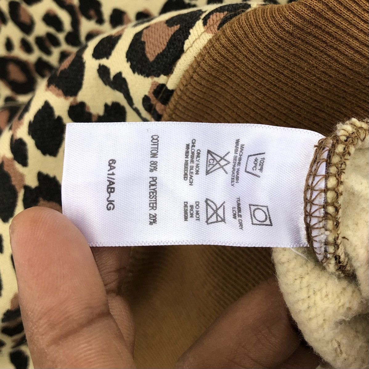 Champion Champion Leopard Printed Sweatshirt With Hoodie Size US L / EU 52-54 / 3 - 18 Thumbnail