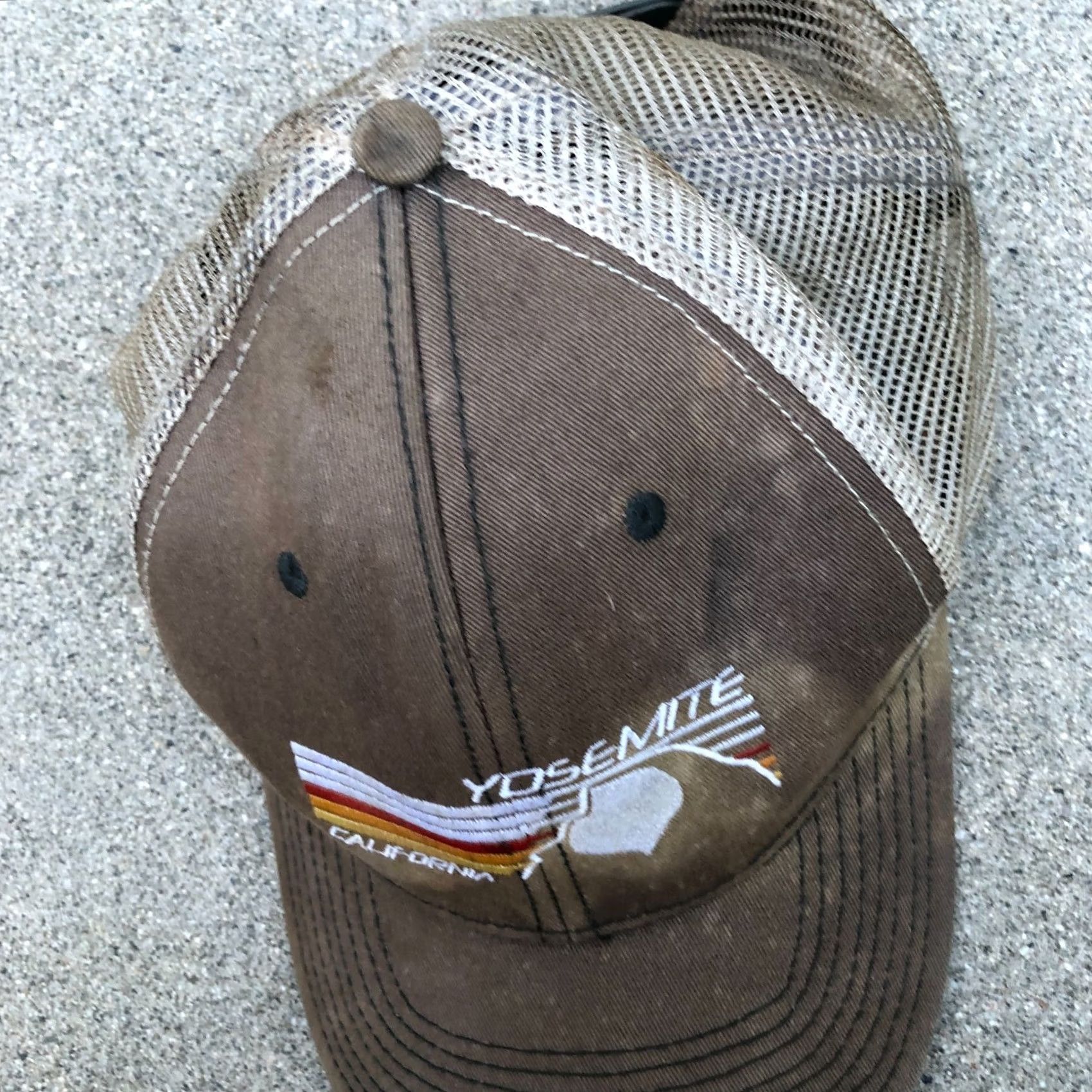 Vintage VTG Techstyle Yosemite California Trucker Hat Men's Brown Adjustable Cap One Size Brown Men Trucker Hat Vintage California Yosemite Size ONE SIZE - 3 Thumbnail