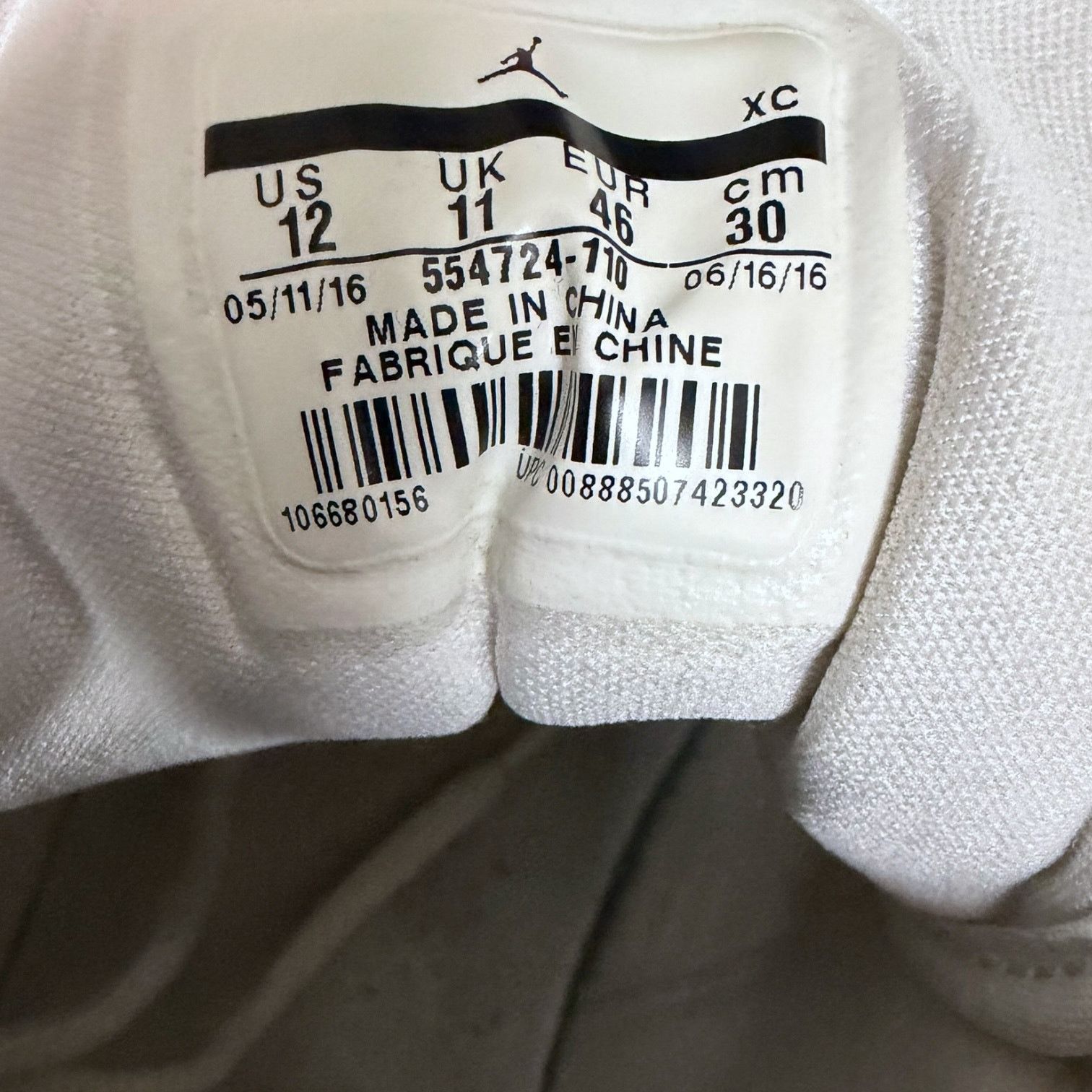 Nike Air Jordan 1 Mid Triple White Sneakers Shoes 12 Nike 2016 Size US 12 / EU 45 - 7 Thumbnail