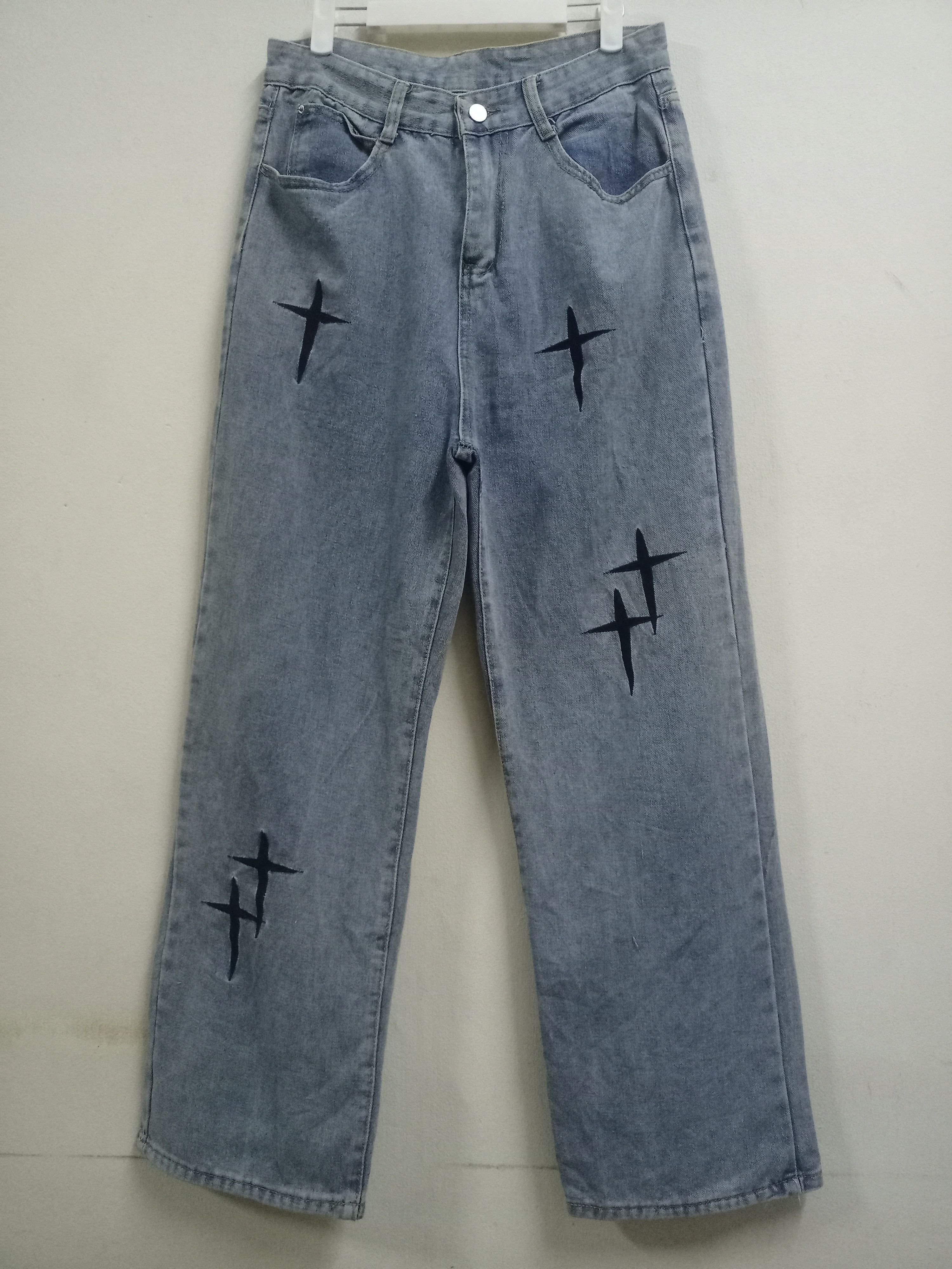 Japanese Brand Vintage Japanese Brand Cross Embroidered Baggy Jeans Size US 28 / EU 44 - 1 Thumbnail