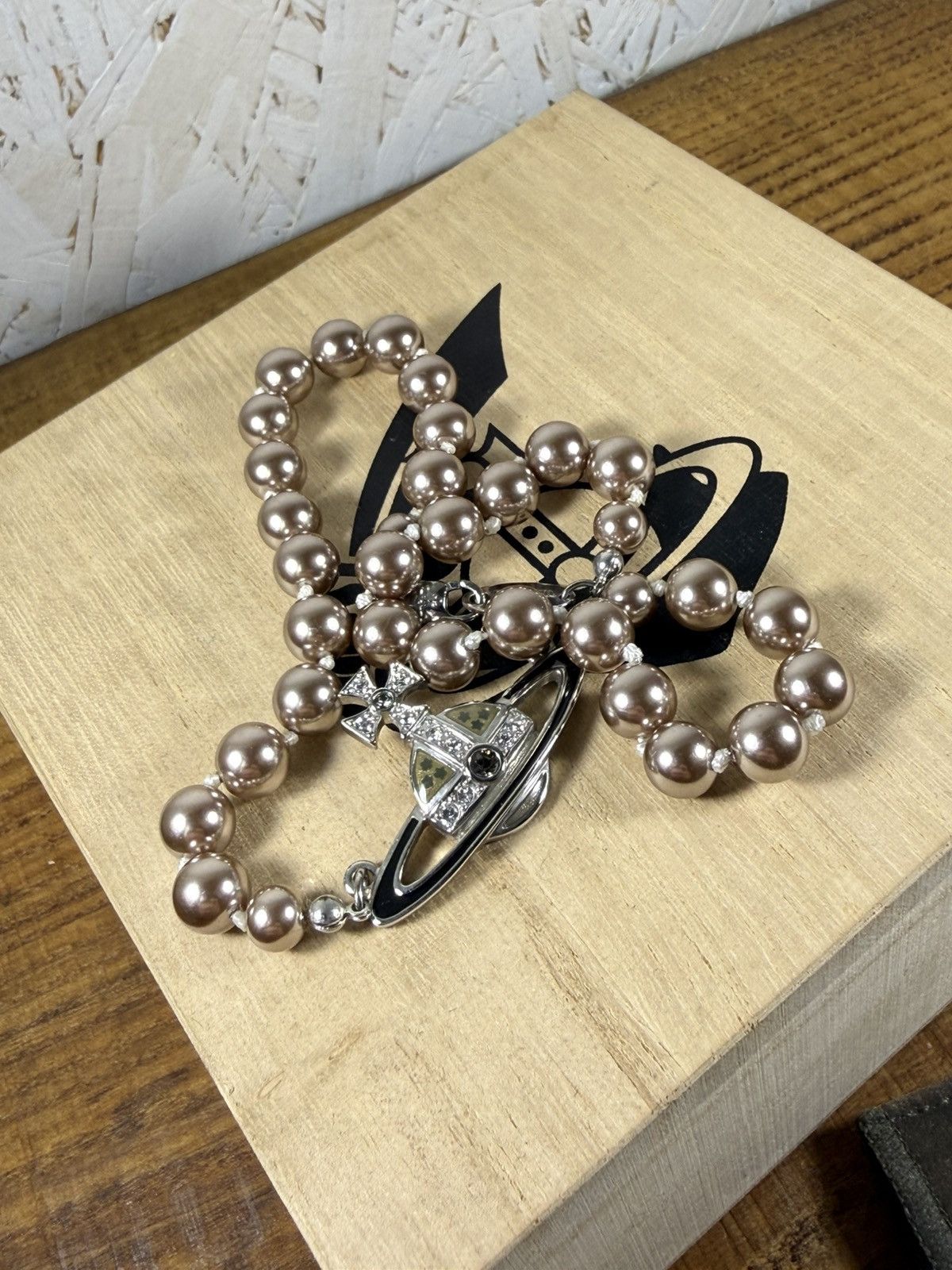 Vivienne Westwood Vivienne Westwood Vintage Orb Pearl Choker Necklace Silver Size ONE SIZE - 4 Thumbnail