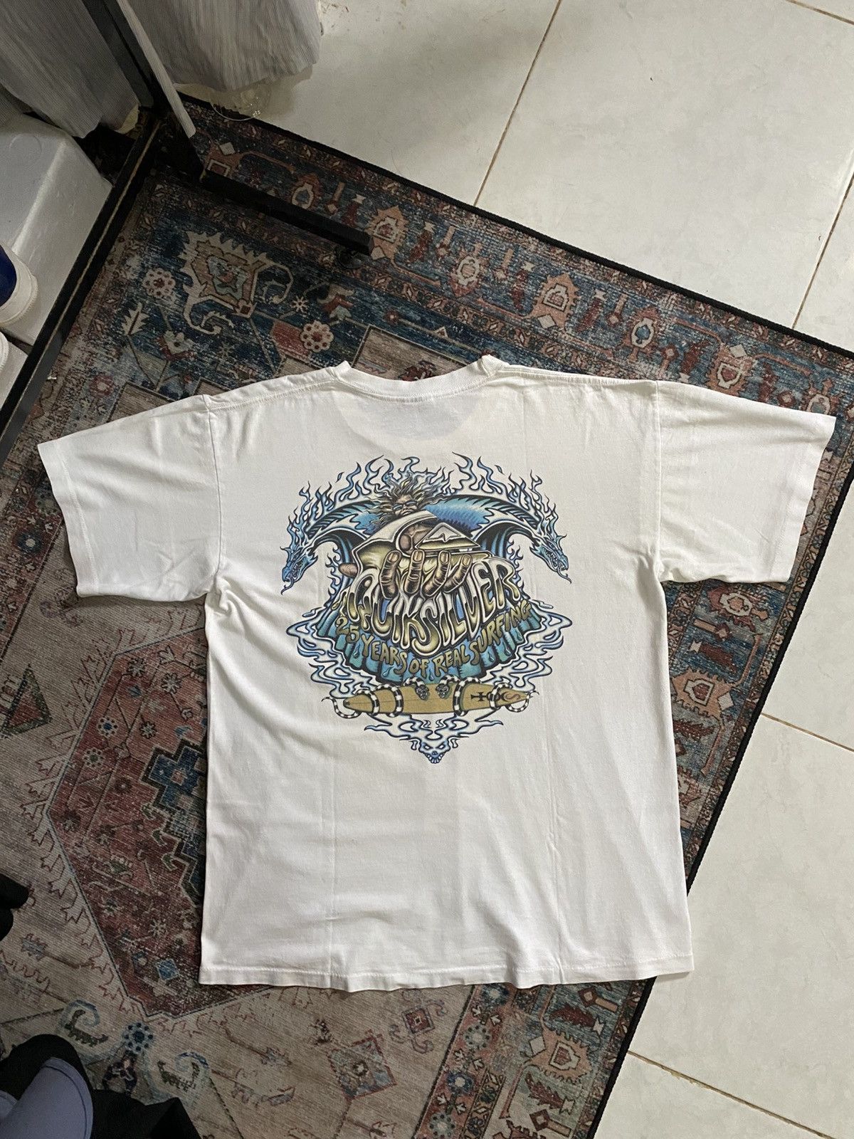 Vintage Vintage RARE Quiksilver 25 Years of real surfing T Shirt Size US L / EU 52-54 / 3 - 1 Thumbnail