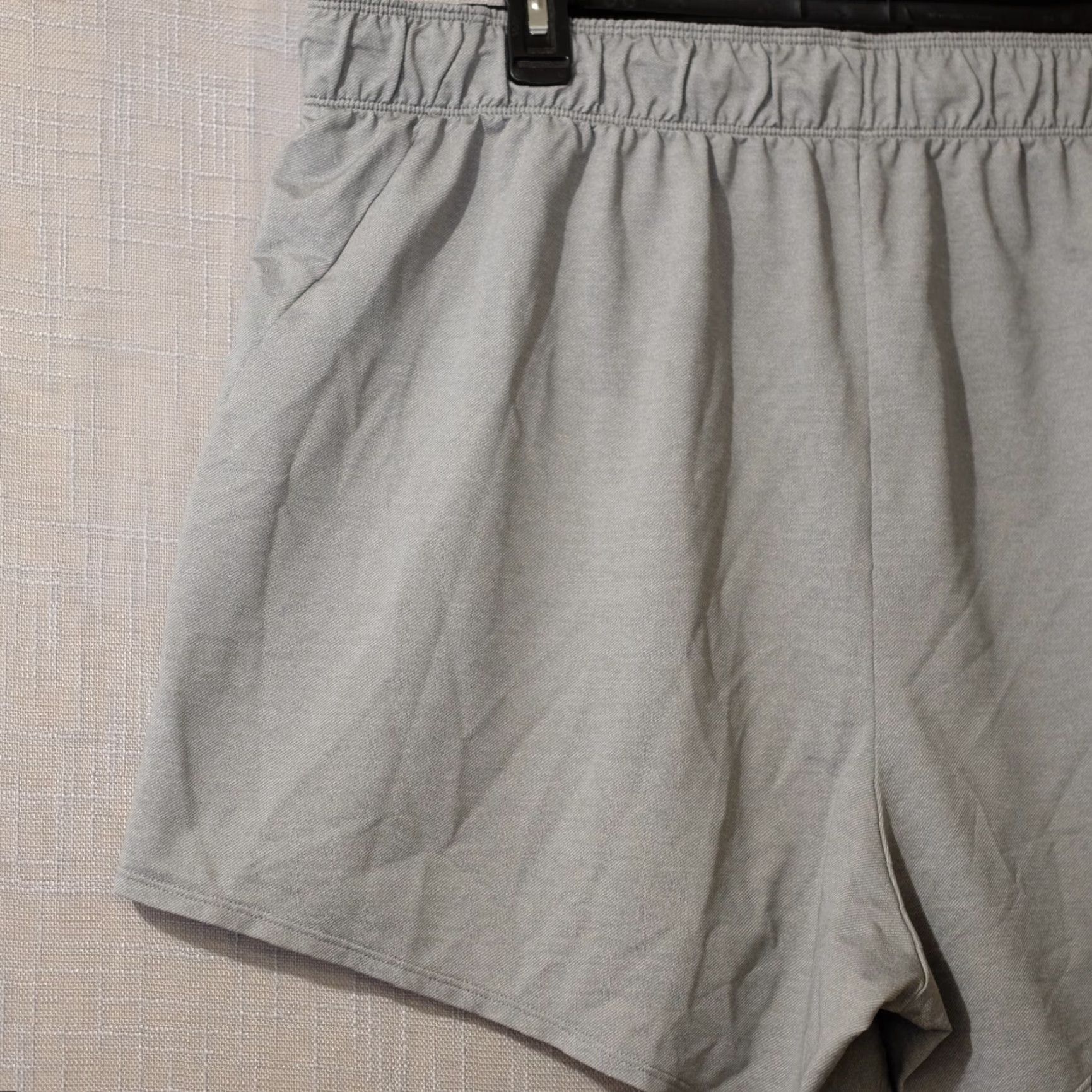 Nike Nike Dri-Fit Stretch Athletic Running Shorts Grey Women's 1X Athletic Shorts Nike Women's 1X Grey Dri-Fit Stretch Running Shorts Size 40" / US 18 - 6 Thumbnail