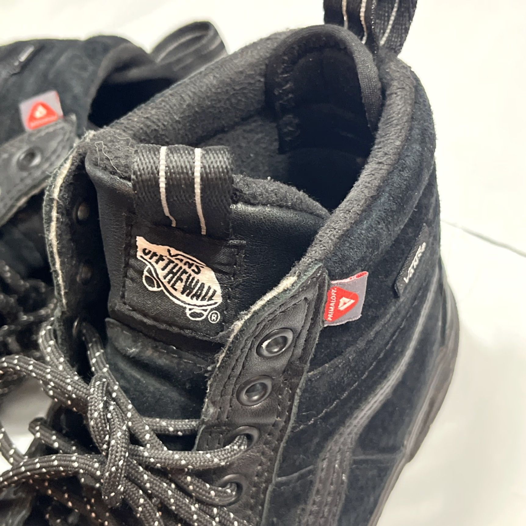 Vans VANS Sk8-Hi Mte BLACK HYDROGUARD 360 High Tops Unisex 7.5 Men’s 9 Women’s Sneaker High Top Rubber Suede All Black 40 Euro Vintage No Size US 8 / IT 38 - 2 Thumbnail