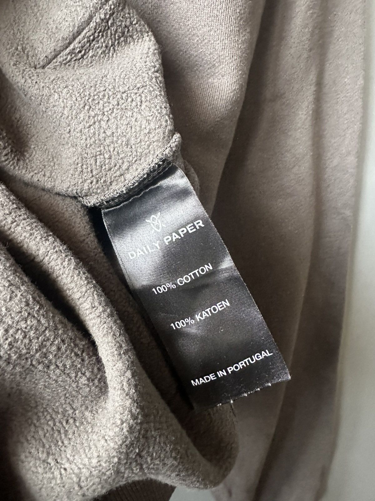 Daily Paper Daily Paper Moga Disco Hoodie Size S Size US S / EU 44-46 / 1 - 7 Thumbnail