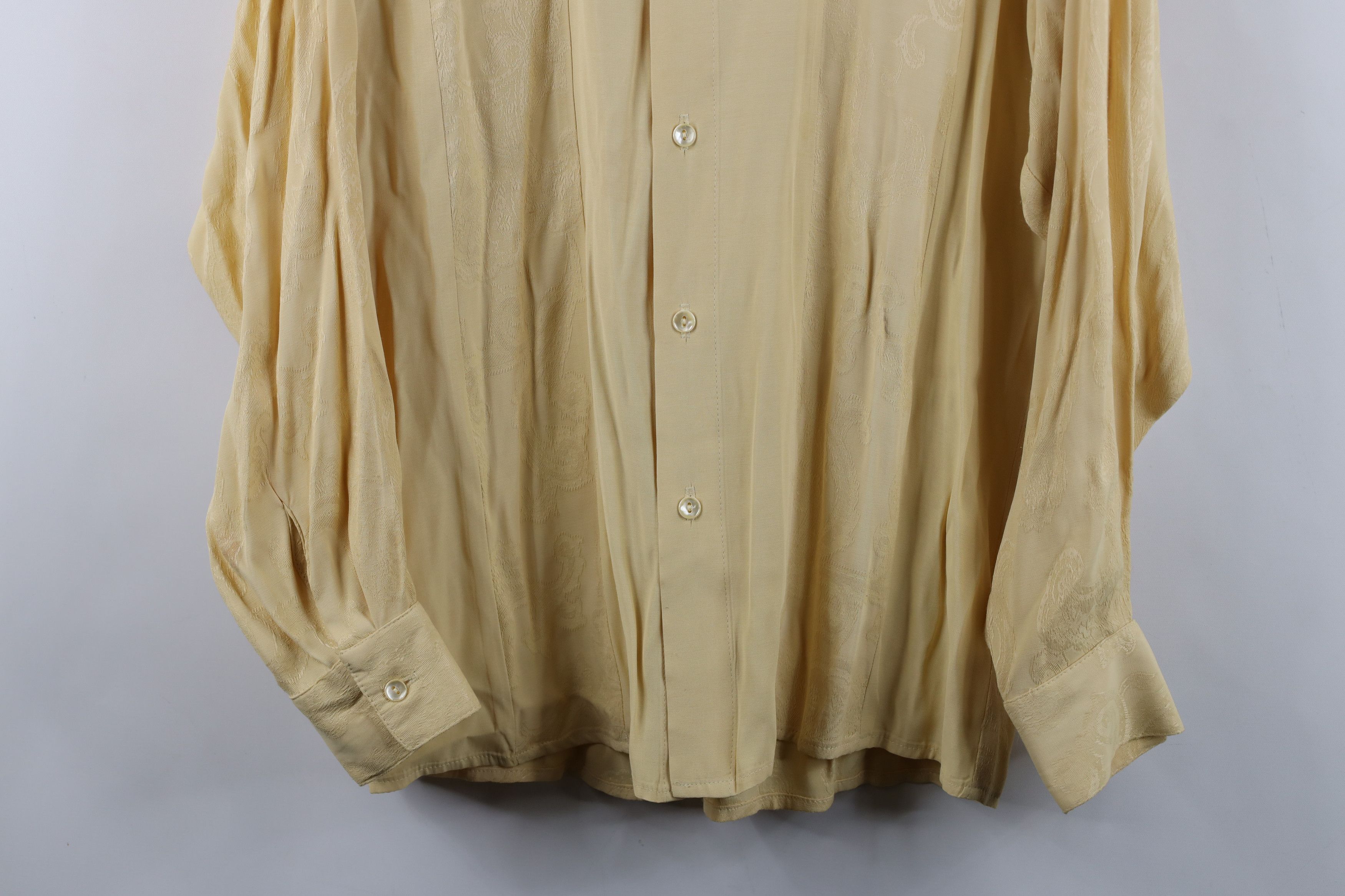 Vintage Vintage 90s Streetwear Paisley Baggy Button Shirt USA Size US S / EU 44-46 / 1 - 3 Thumbnail