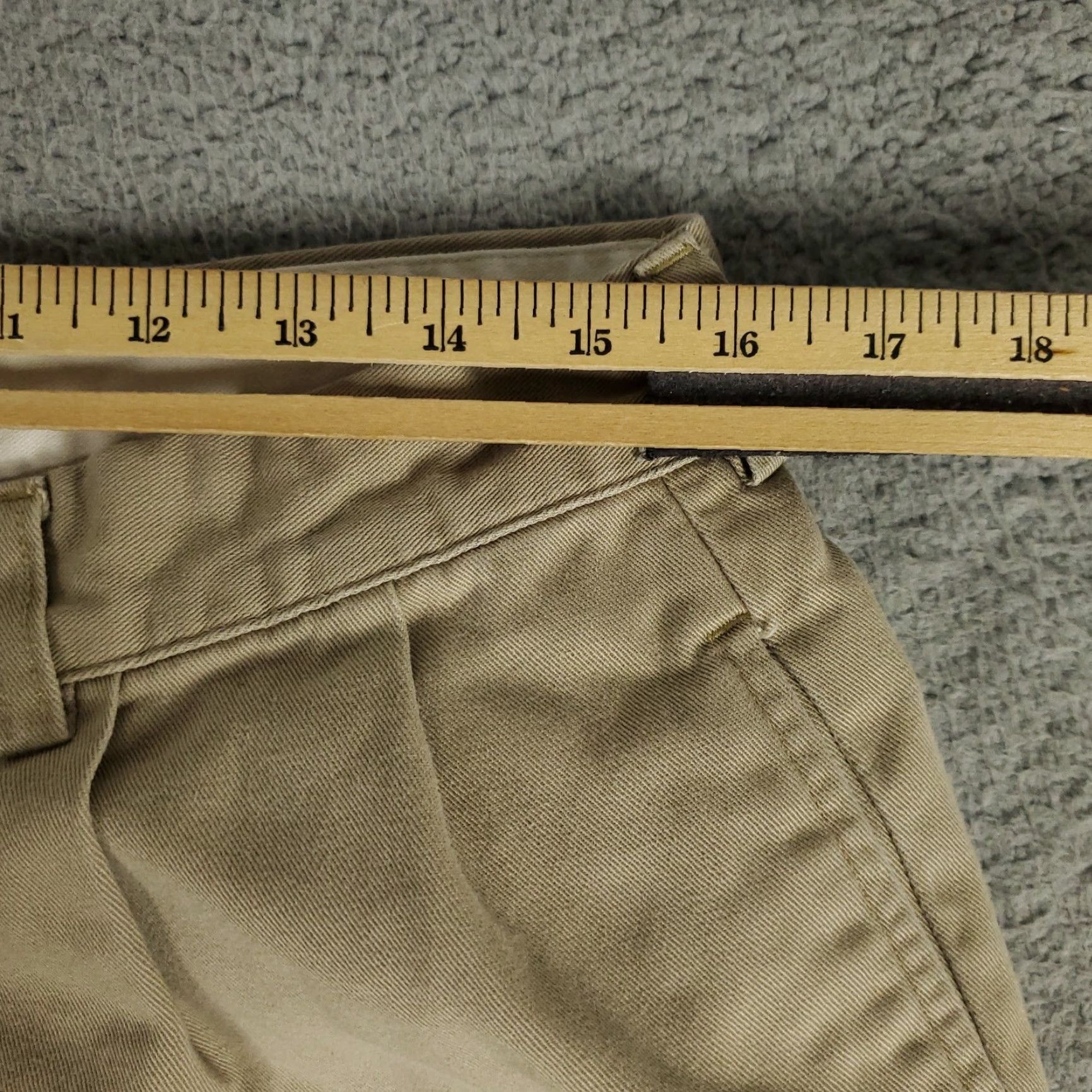 Ralph Lauren Ralph Lauren Chino Pants Mens 36x31 Beige Pleated Regular Fit Classic Workwear Size US 36 / EU 52 - 3 Thumbnail