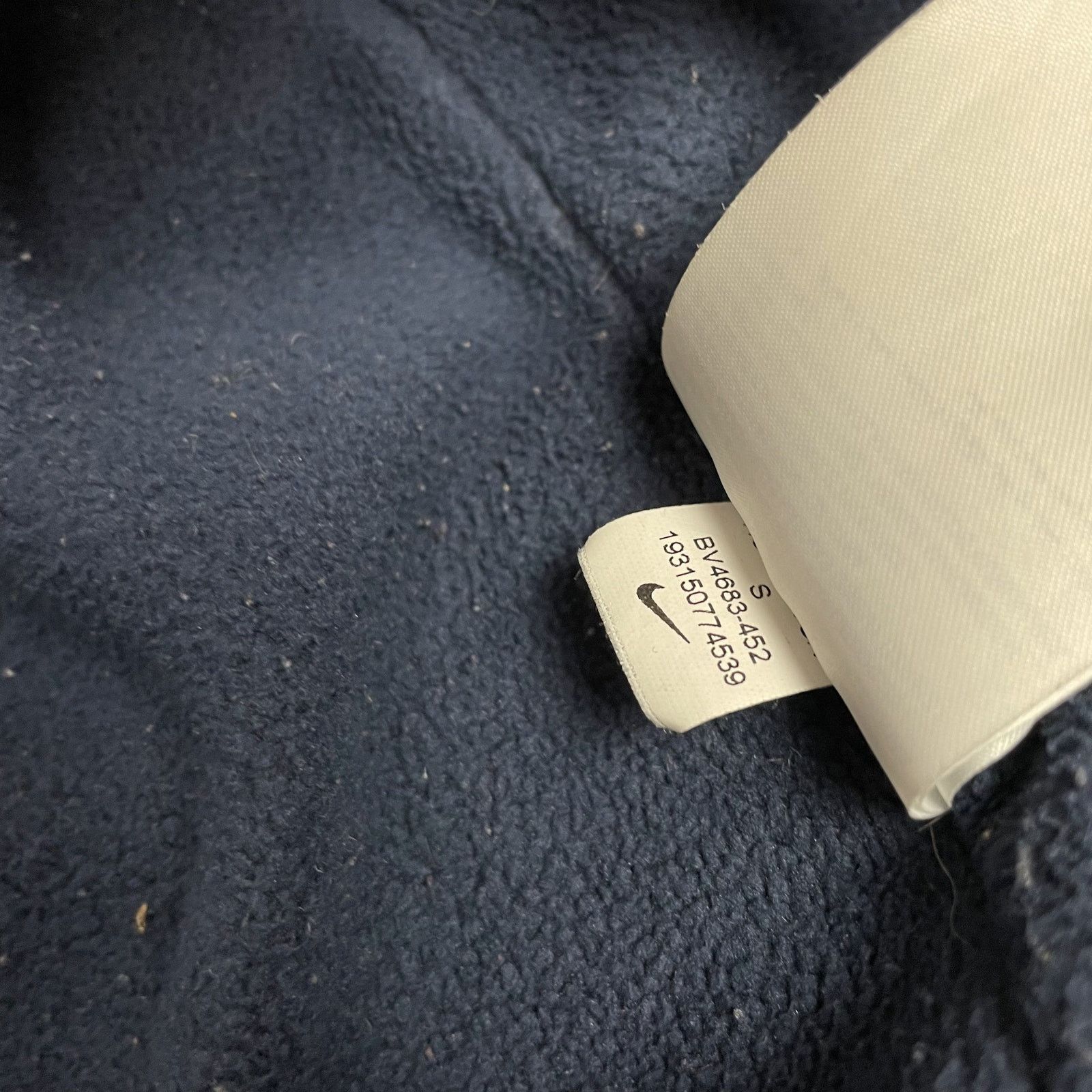 Nike Nike Mens Navy Blue Long Sleeve Full Zip Puffer Jacket Small Size US S / EU 44-46 / 1 - 16 Thumbnail
