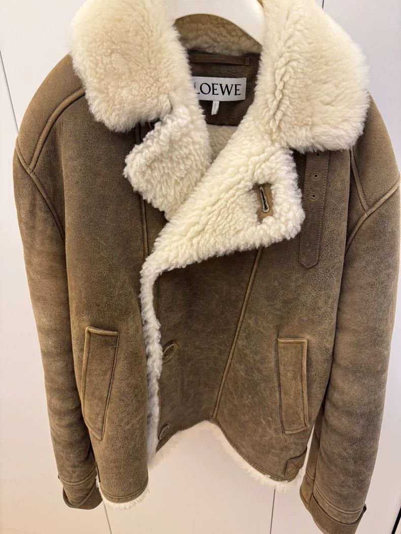 Loewe Loewe size L Wool-integrated lamb hair Size US M / EU 48-50 / 2 - 3 Thumbnail