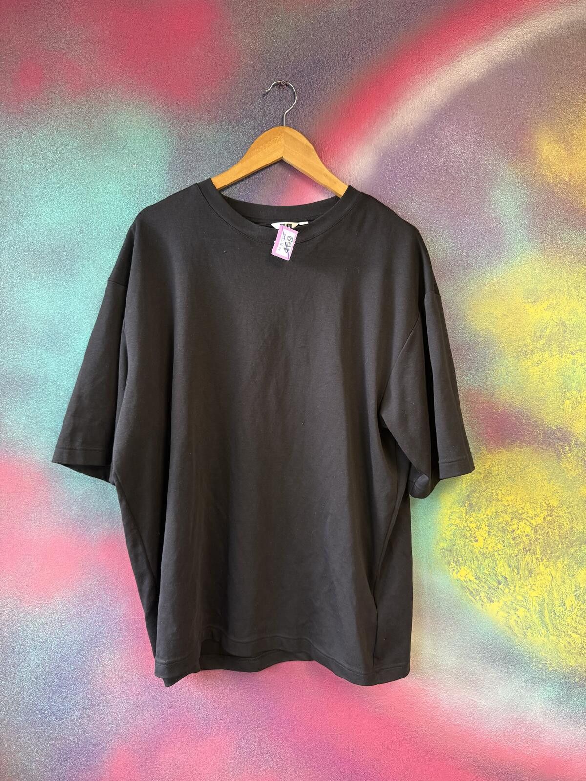 Other Uniqlo U Cotton Oversized black T-Shirt Size US XL / EU 56 / 4 - 1 Thumbnail
