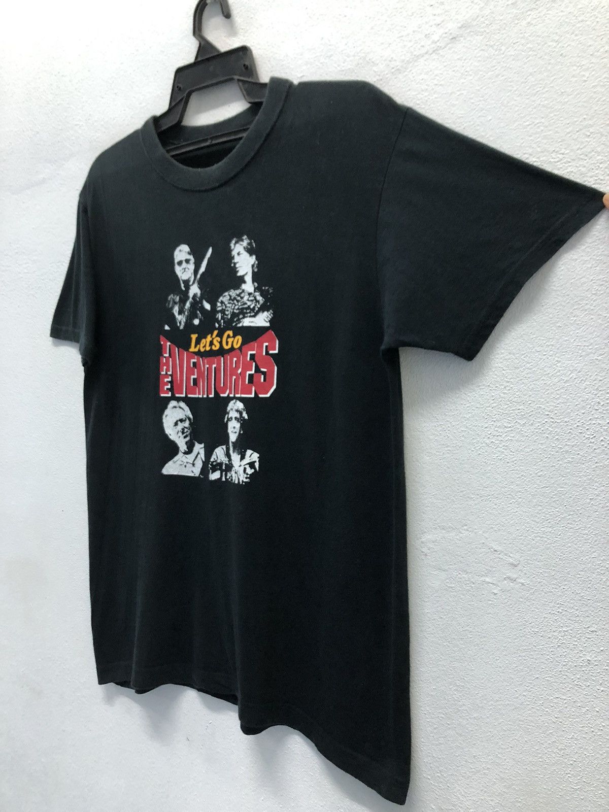 Band Tees Rock Band The Ventures Let's Go T-Shirt Size US M / EU 48-50 / 2 - 5 Thumbnail