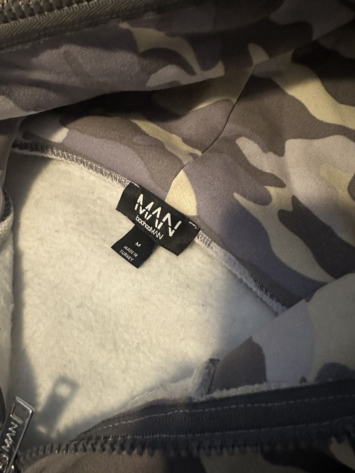 Boohoo Boohooman Full Zip Camo Hoodie Beige Tan Size Medium Men Size US M / EU 48-50 / 2 - 5 Thumbnail